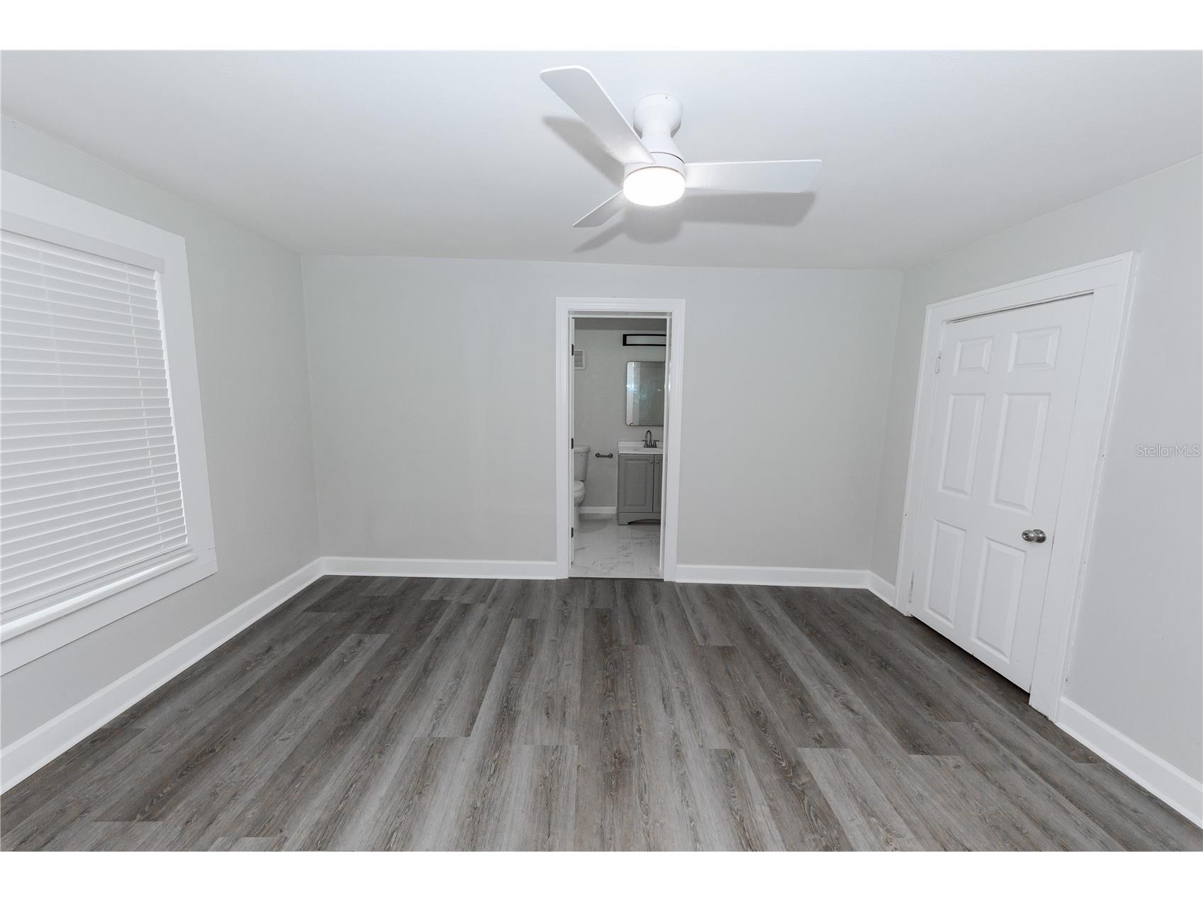 2240 10th Street S Saint Petersburg FL 33705 TB8522820 image7