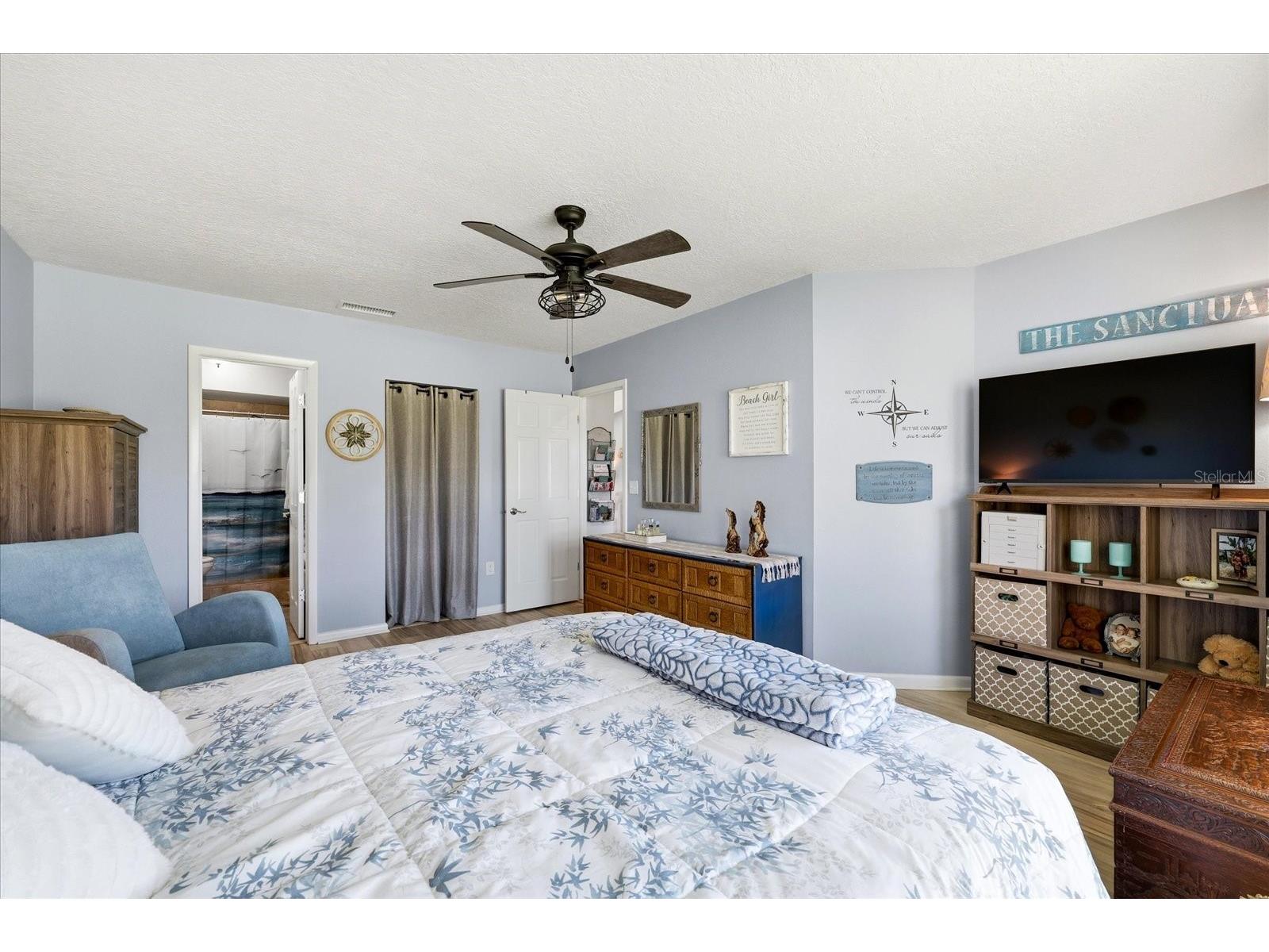 2240 Gulf View Boulevard Dunedin FL 34698 TB8519665 image12
