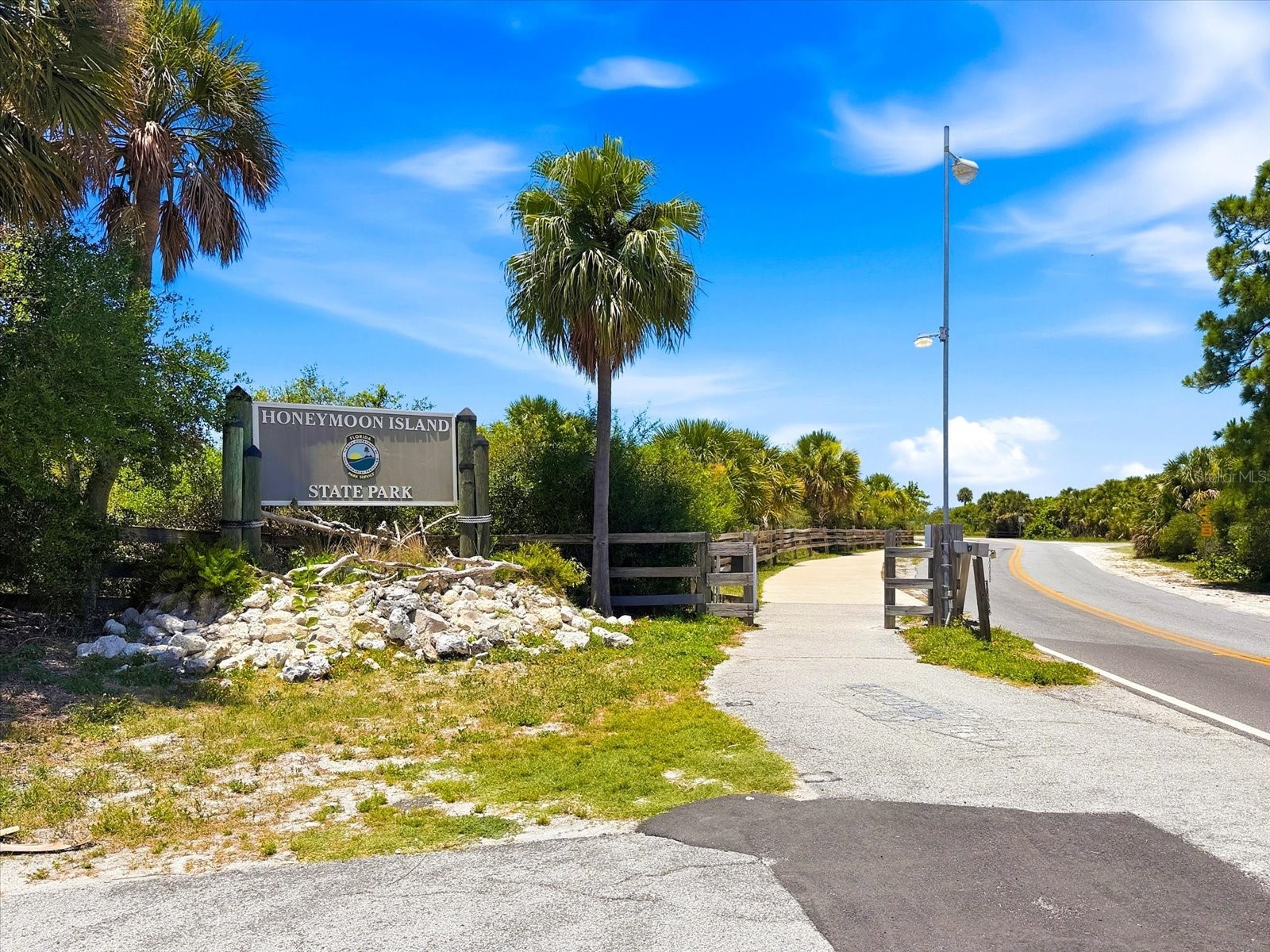 2240 Gulf View Boulevard Dunedin FL 34698 TB8519665 image39
