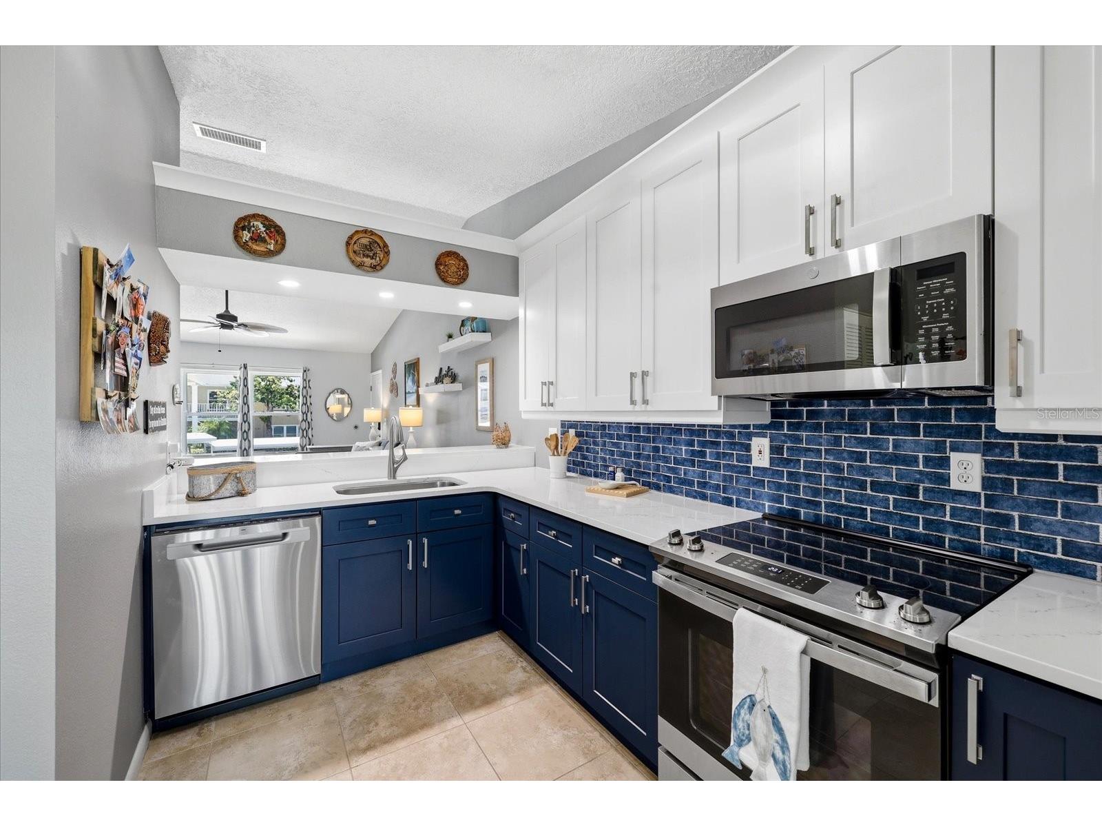 2240 Gulf View Boulevard Dunedin FL 34698 TB8519665 image6