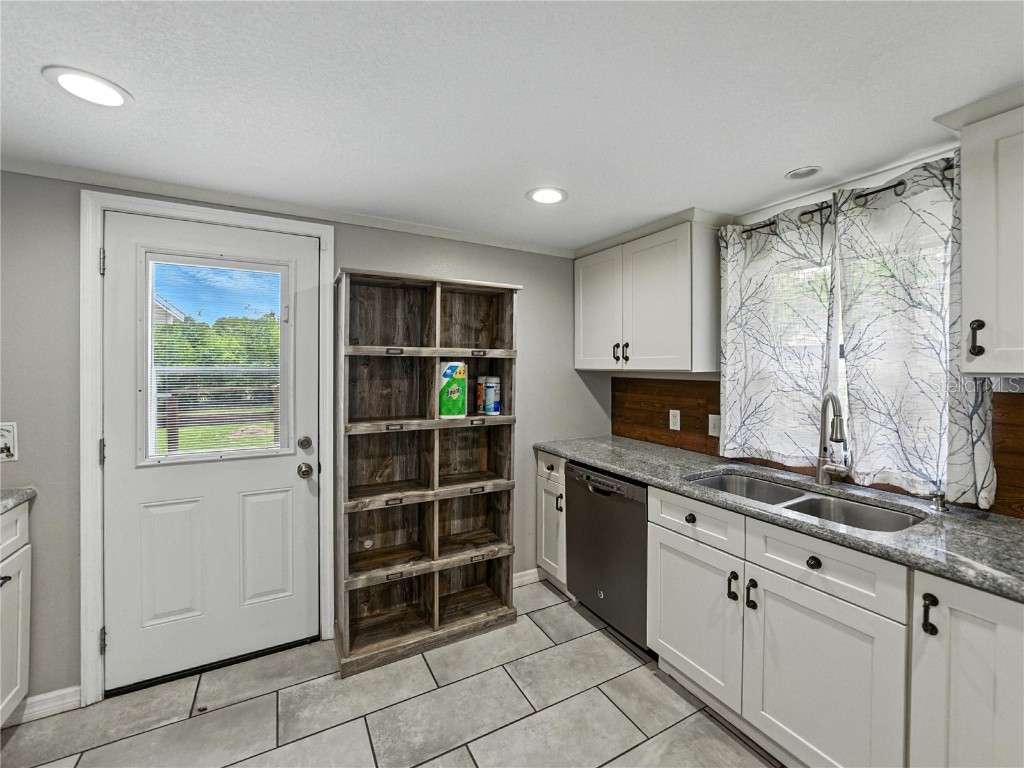 2240 Parker Road Lakeland FL 33811 TB8402810 image33