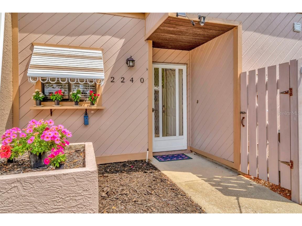 2240 Pinewood Villas Drive Holiday FL 34691 U8236792 image1