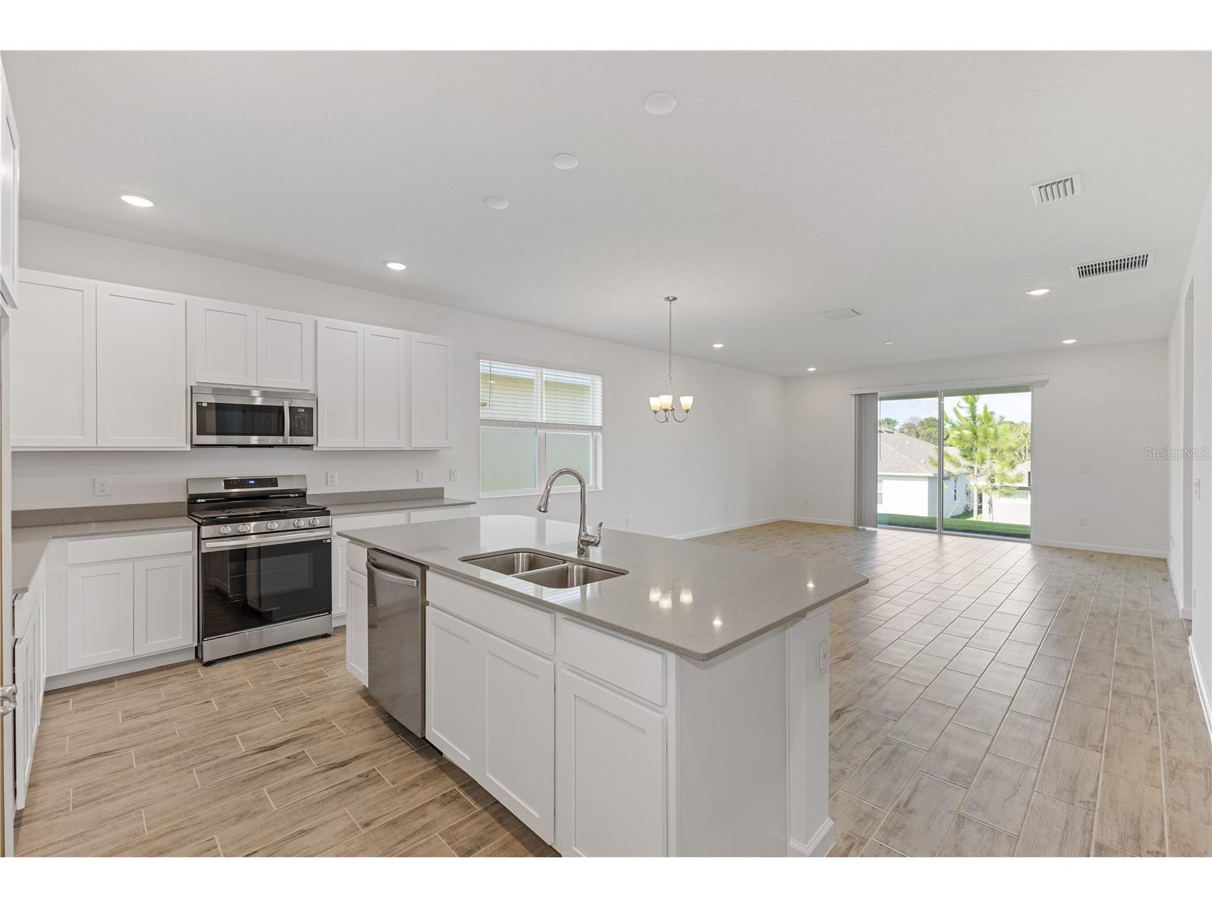 2240 Sirena Lane Mount Dora FL 32757 O6427587 image3