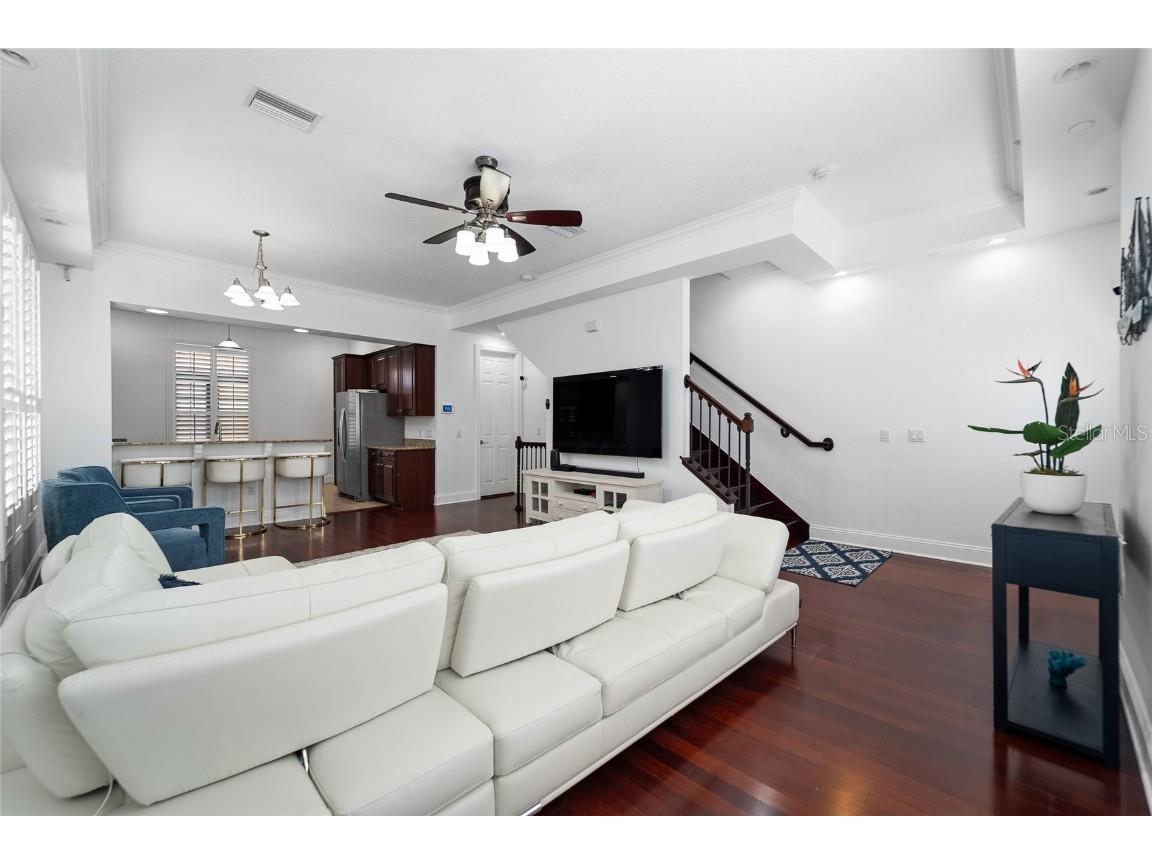 2240 Soho Bay Court Tampa FL 33606 TB8352498 image3