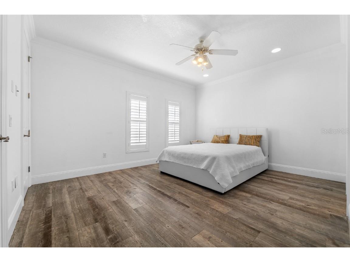 2240 Soho Bay Court Tampa FL 33606 TB8352498 image9