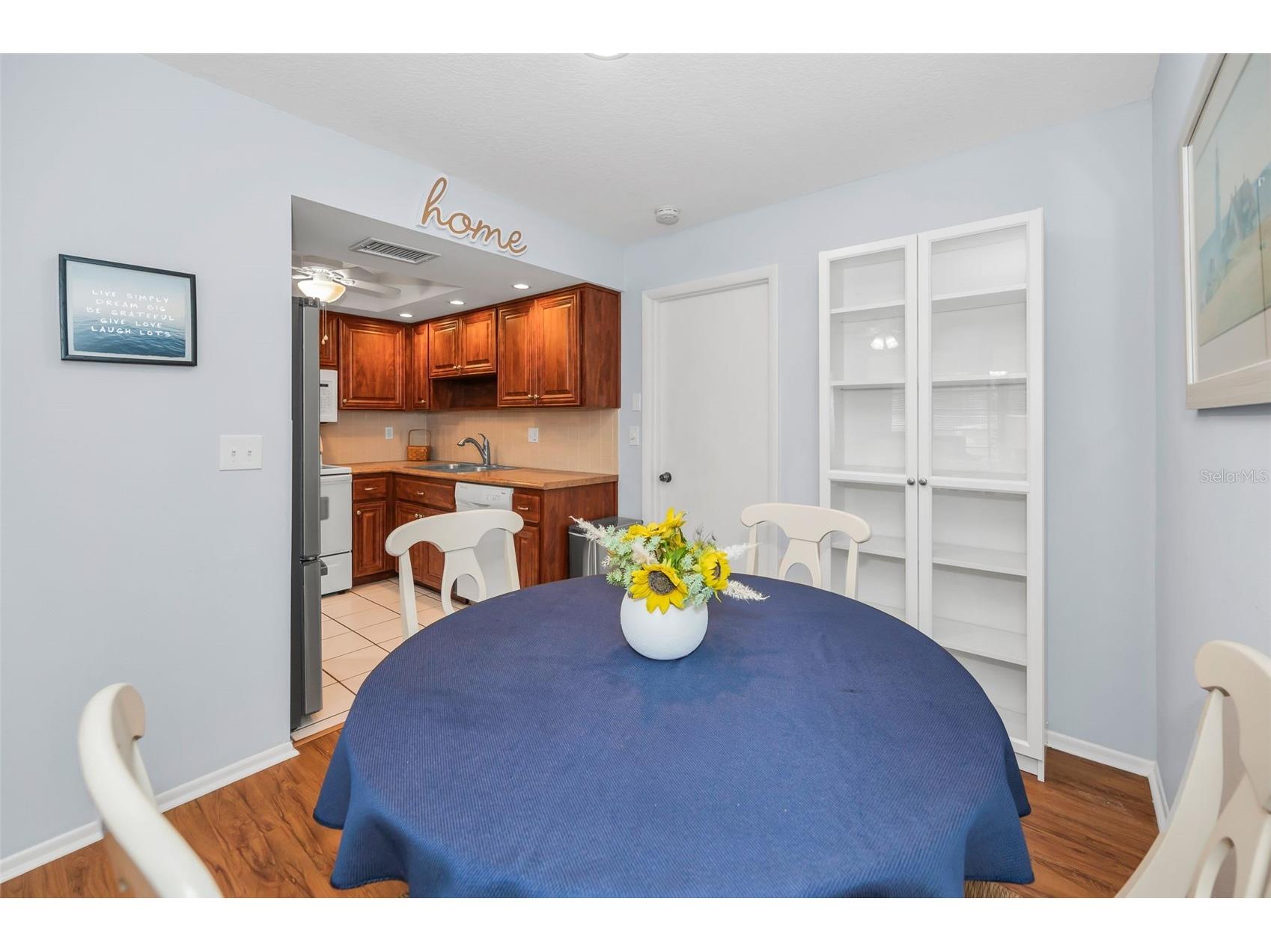 2240 Spruce Lane #D Palm Harbor FL 34684 - LAKE TARPON TB8481187 image15