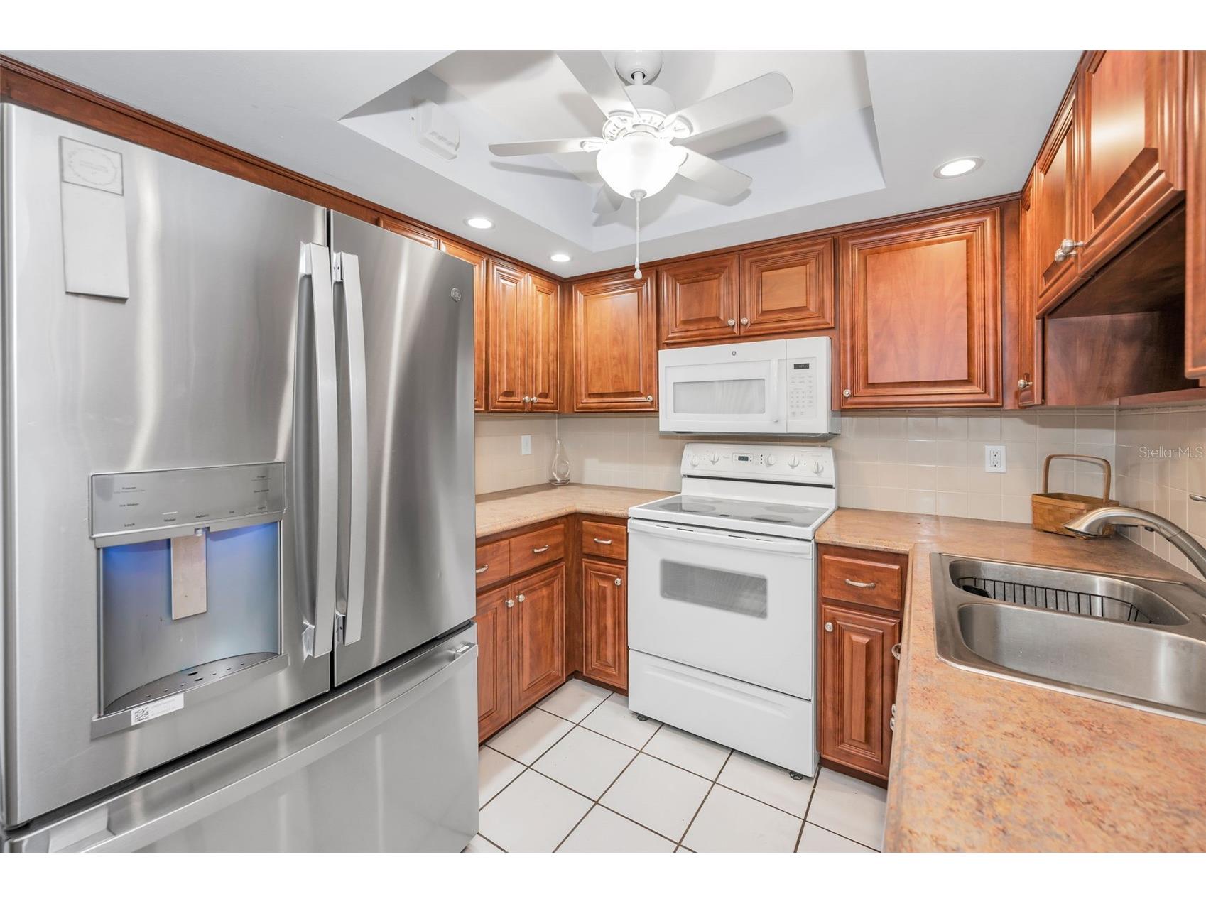 2240 Spruce Lane #D Palm Harbor FL 34684 - LAKE TARPON TB8481187 image16