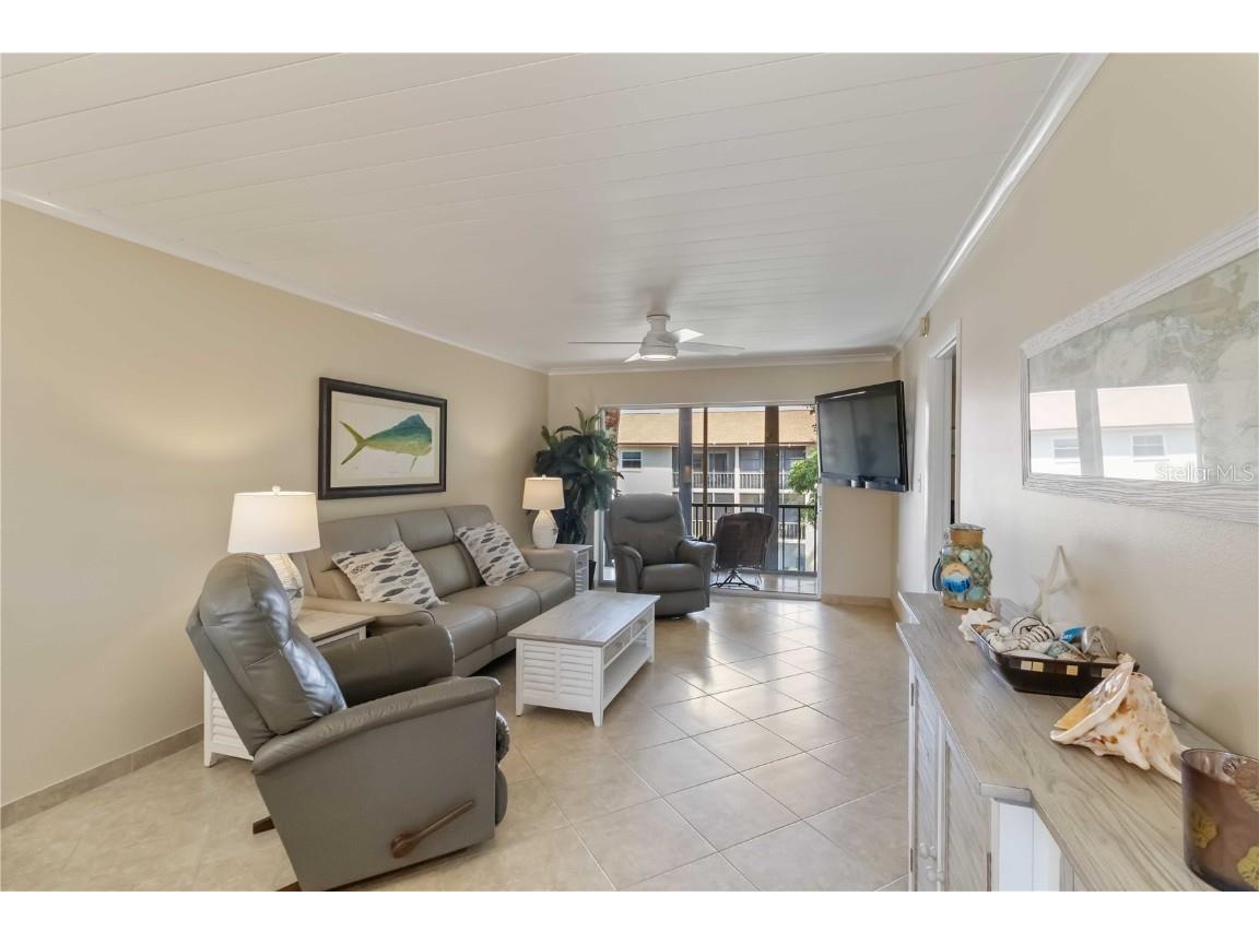 2240 Stickney Point Road #238 Sarasota FL 34231 A4669110 image8