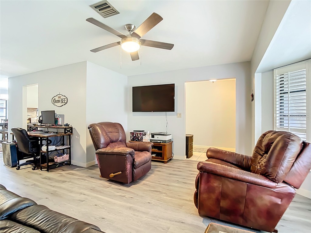 22400 Lacombe Avenue Port Charlotte FL 33952 C7514687 image2