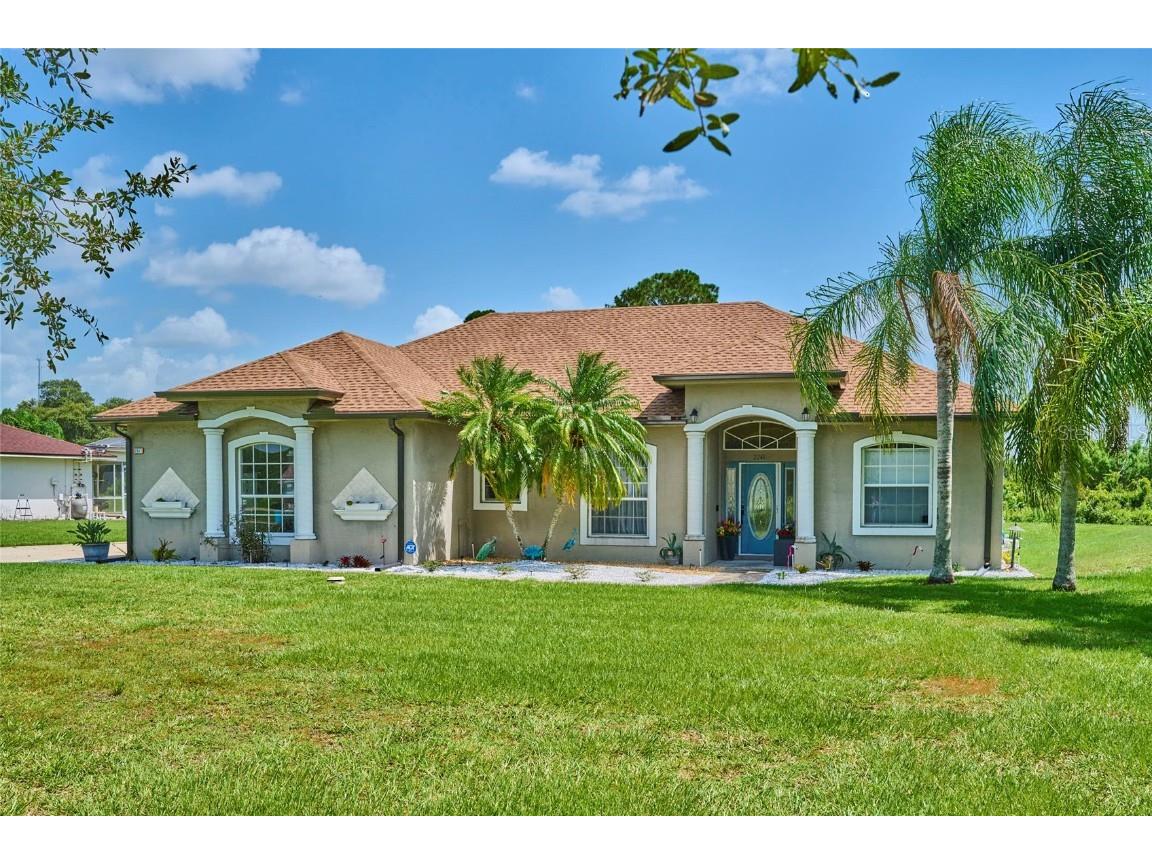2241 Allamanda Drive Indian Lake Estates FL 33855 - LAKE WALK IN WATER T3468882 image1
