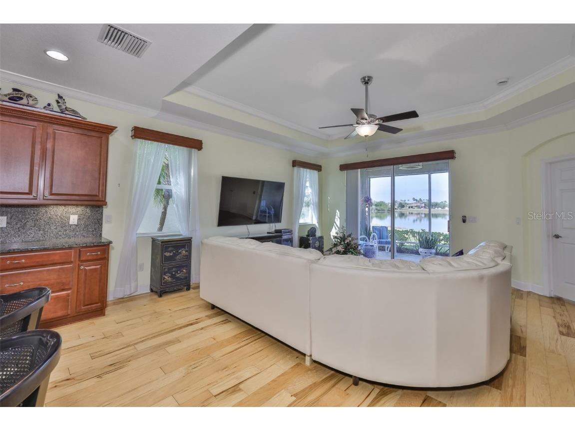 2241 Nottingham Greens Drive Sun City Center FL 33573 TB8450411 image18