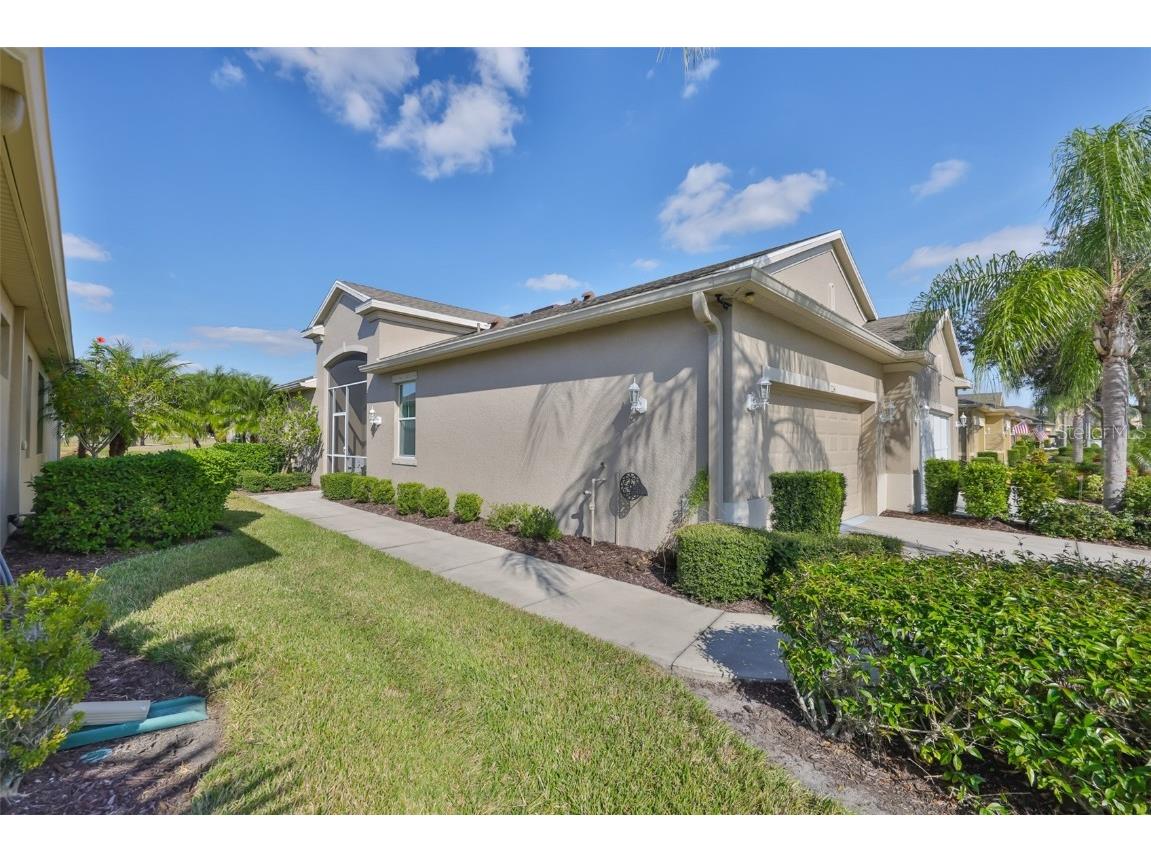 2241 Nottingham Greens Drive Sun City Center FL 33573 TB8450411 image3