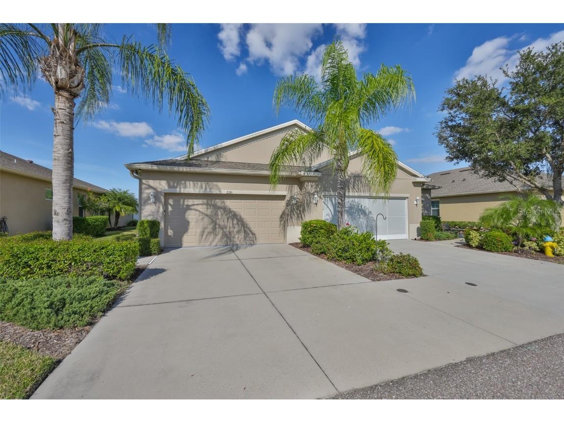 2241 Nottingham Greens Drive Sun City Center FL 33573 TB8450411 image41