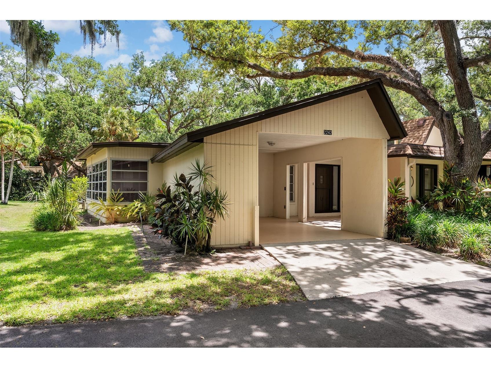 2242 Circlewood Drive #24 Sarasota FL 34231 TB8517647 image22