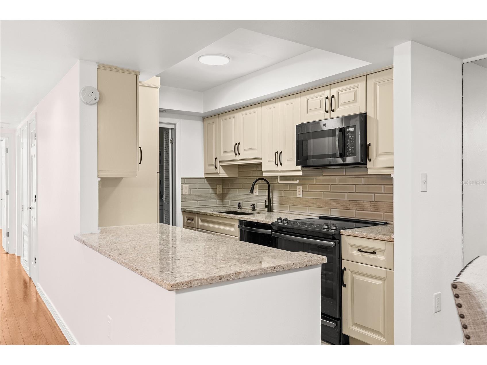 2242 Circlewood Drive #24 Sarasota FL 34231 TB8517647 image9