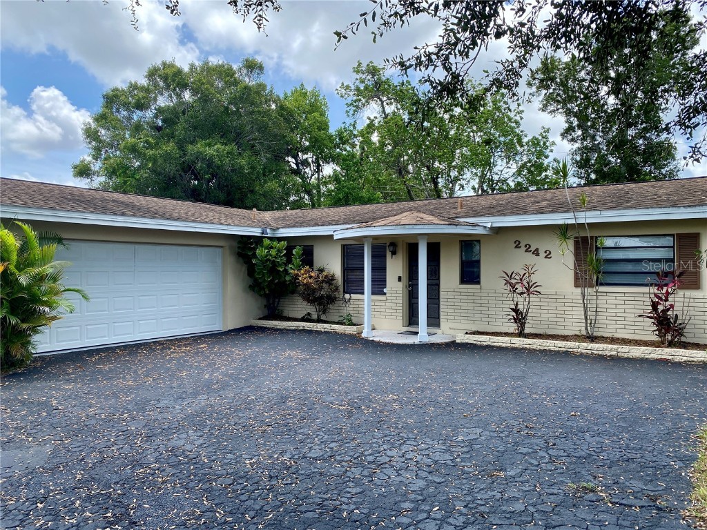 2242 Indian Avenue S Belleair Bluffs FL 33770 U8212024 image1