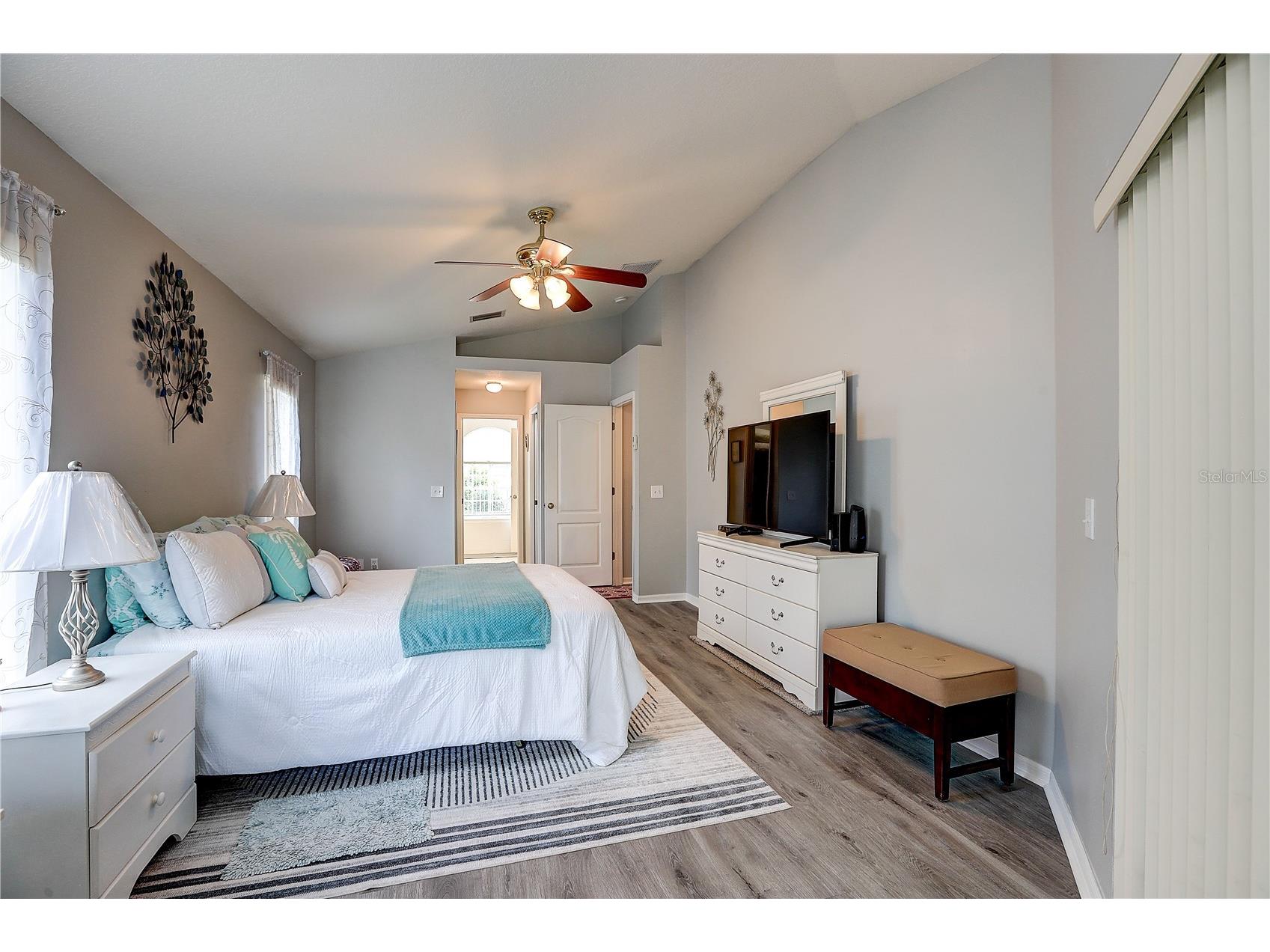 2242 Towering Oaks Circle Seffner FL 33584 TB8531581 image15