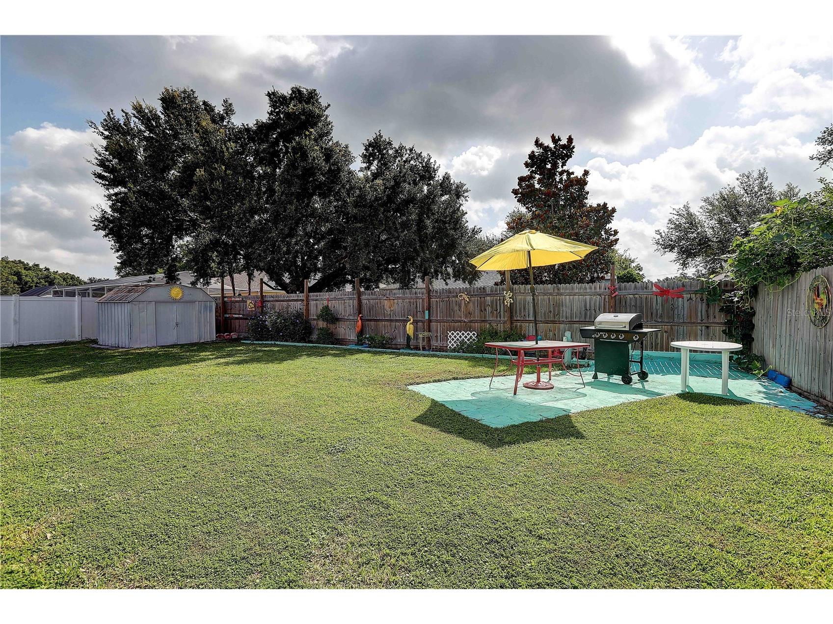 2242 Towering Oaks Circle Seffner FL 33584 TB8531581 image32