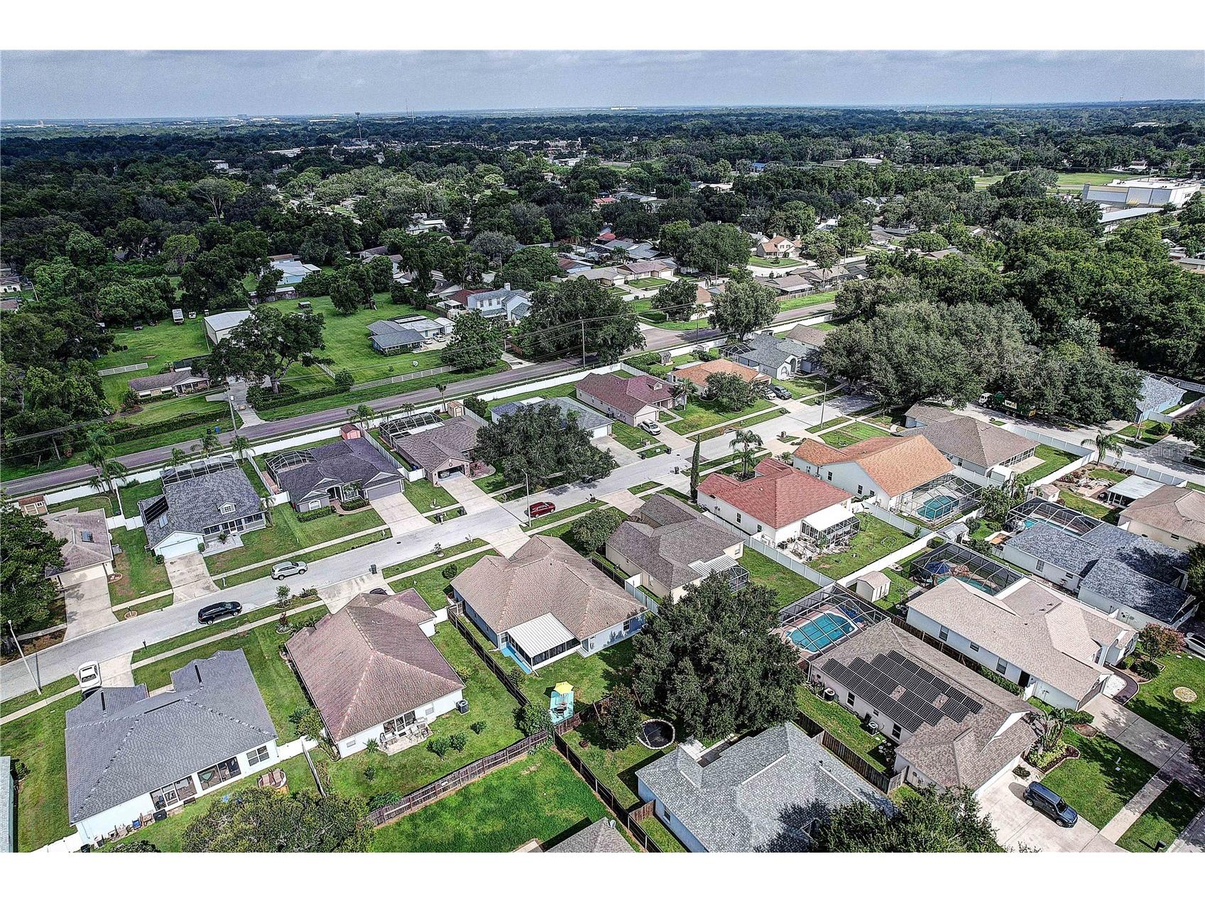 2242 Towering Oaks Circle Seffner FL 33584 TB8531581 image42