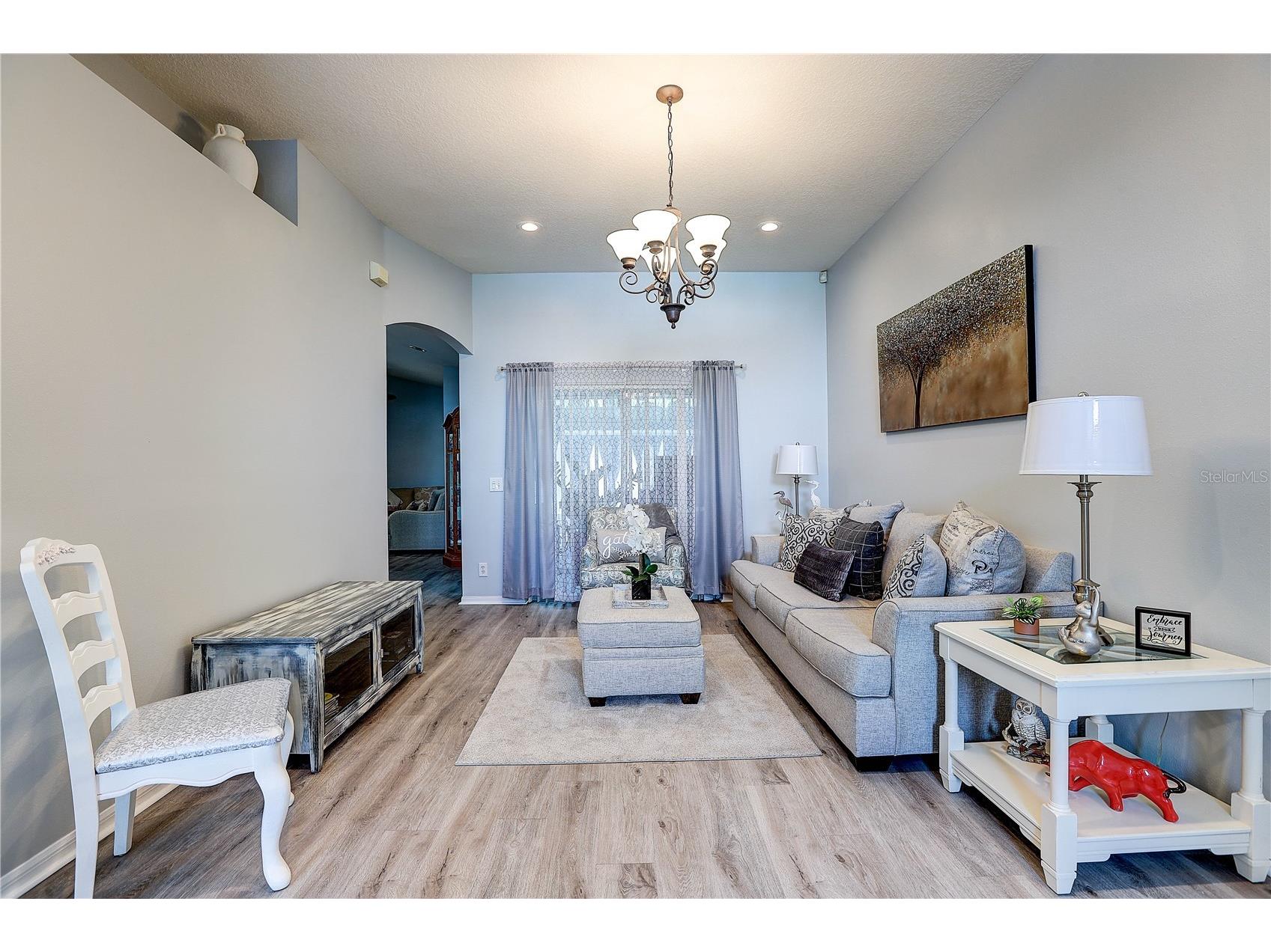 2242 Towering Oaks Circle Seffner FL 33584 TB8531581 image5