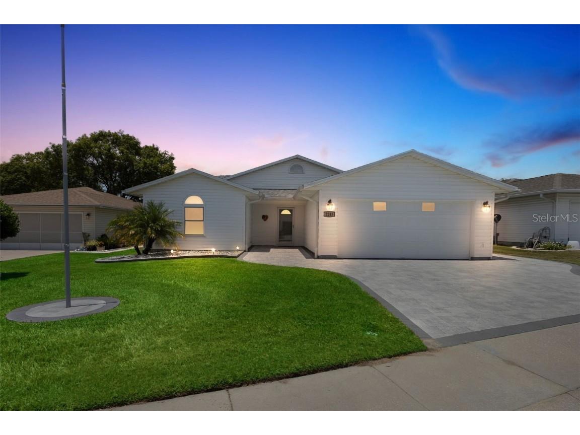 2243 Grand Cypress Drive Lakeland FL 33810 U8246789 image1