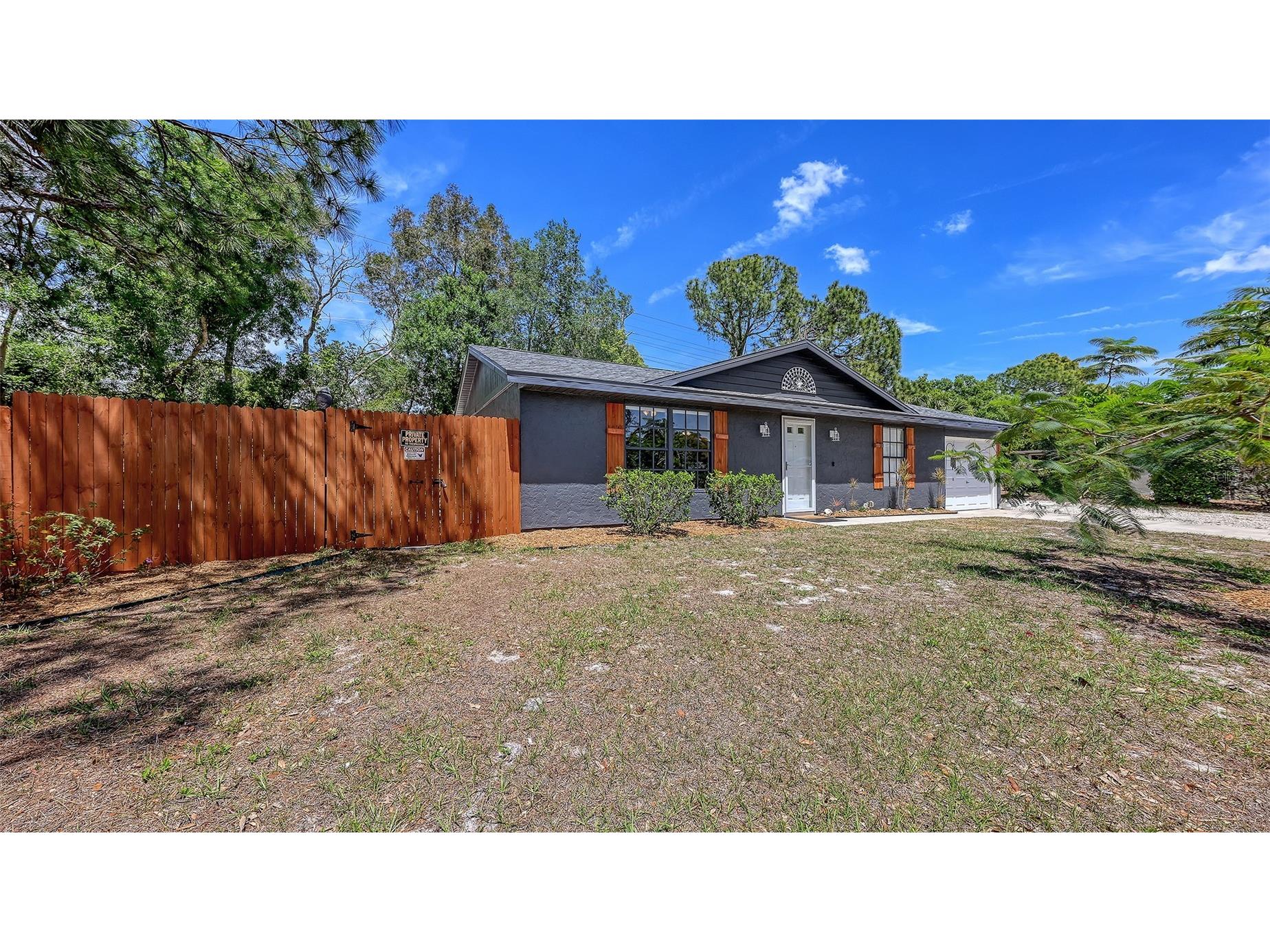 2243 Lockwood Meadows Drive Sarasota FL 34234 A4690489 image1