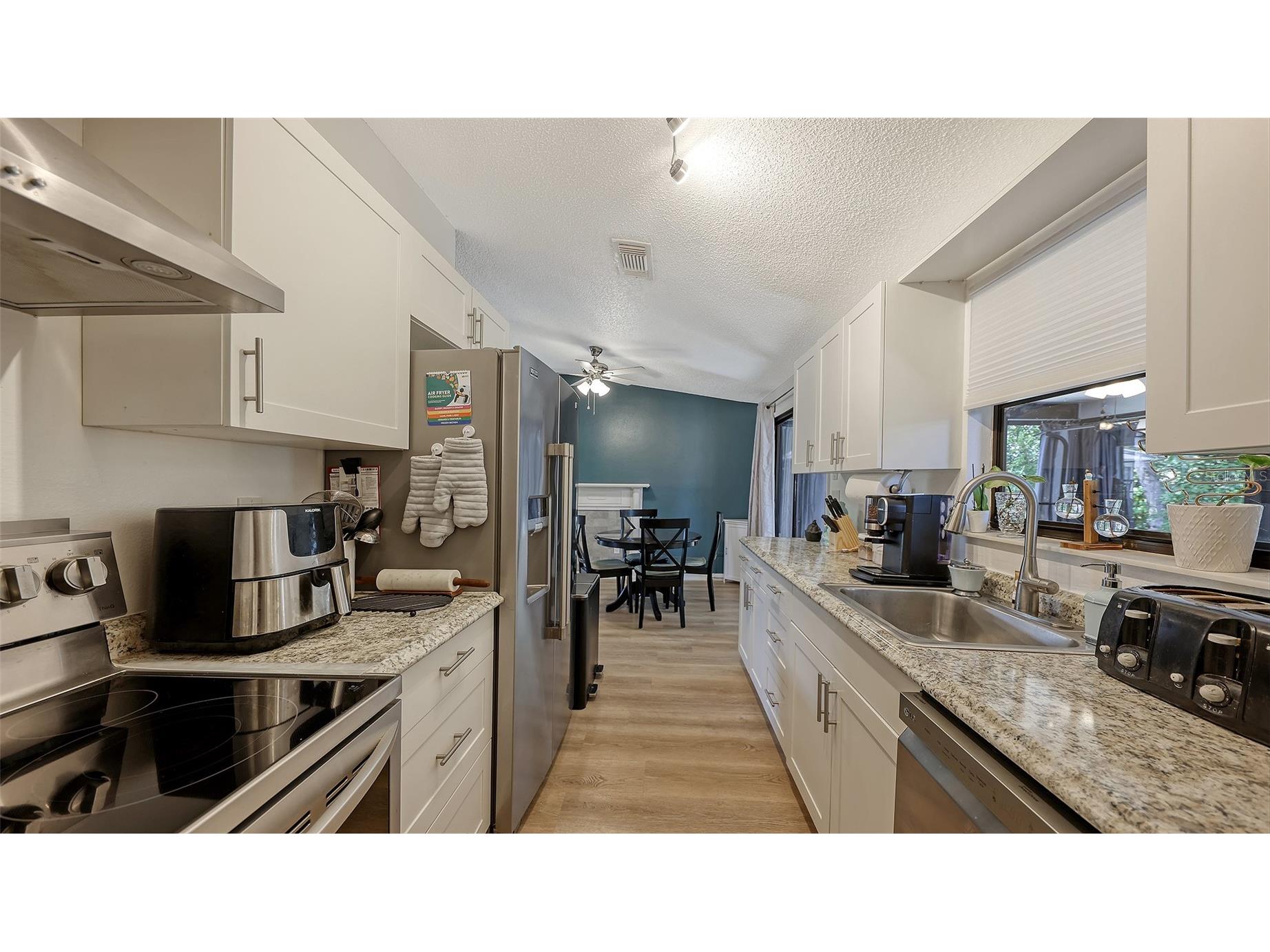 2243 Lockwood Meadows Drive Sarasota FL 34234 A4690489 image11