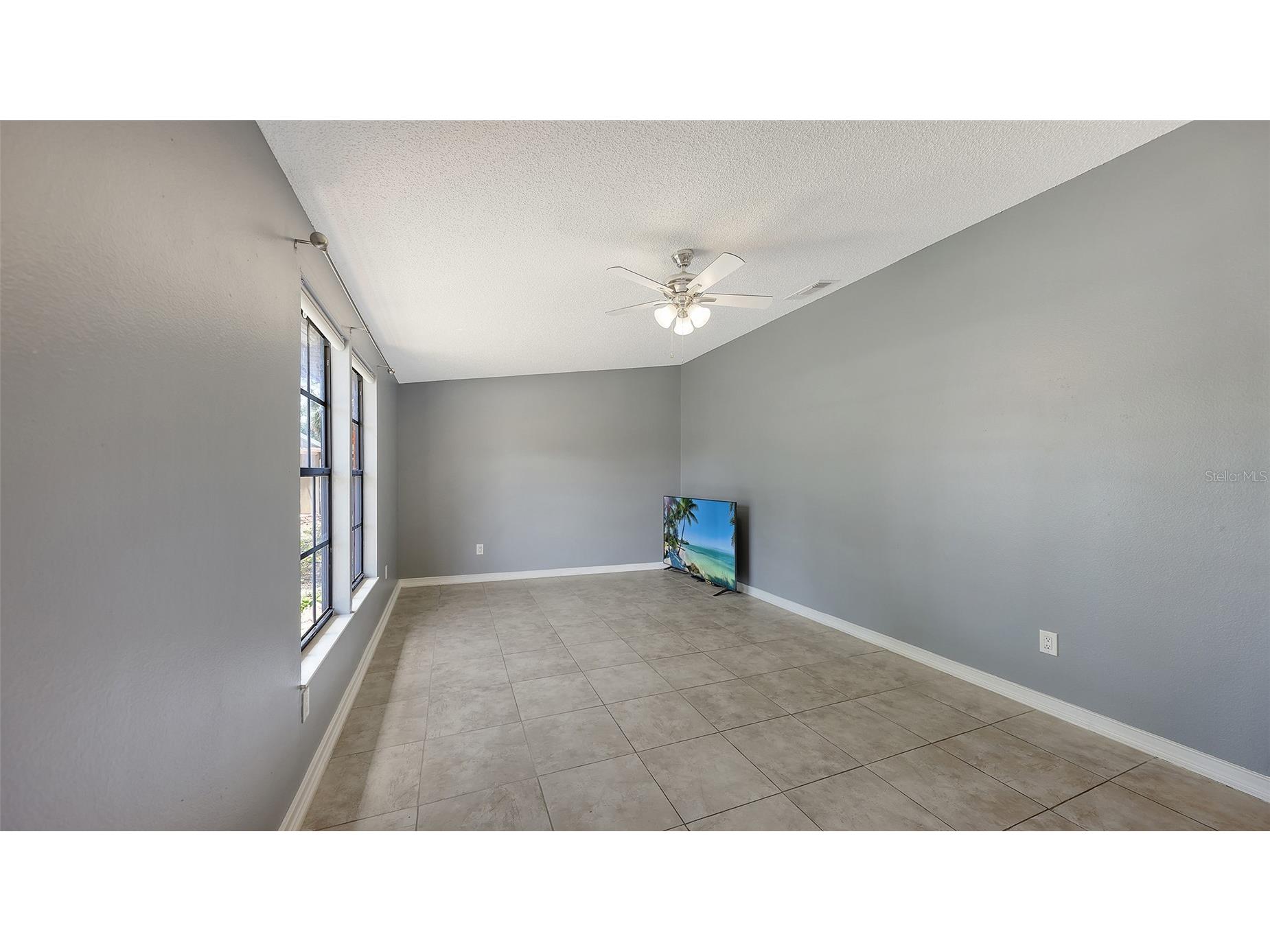 2243 Lockwood Meadows Drive Sarasota FL 34234 A4690489 image3