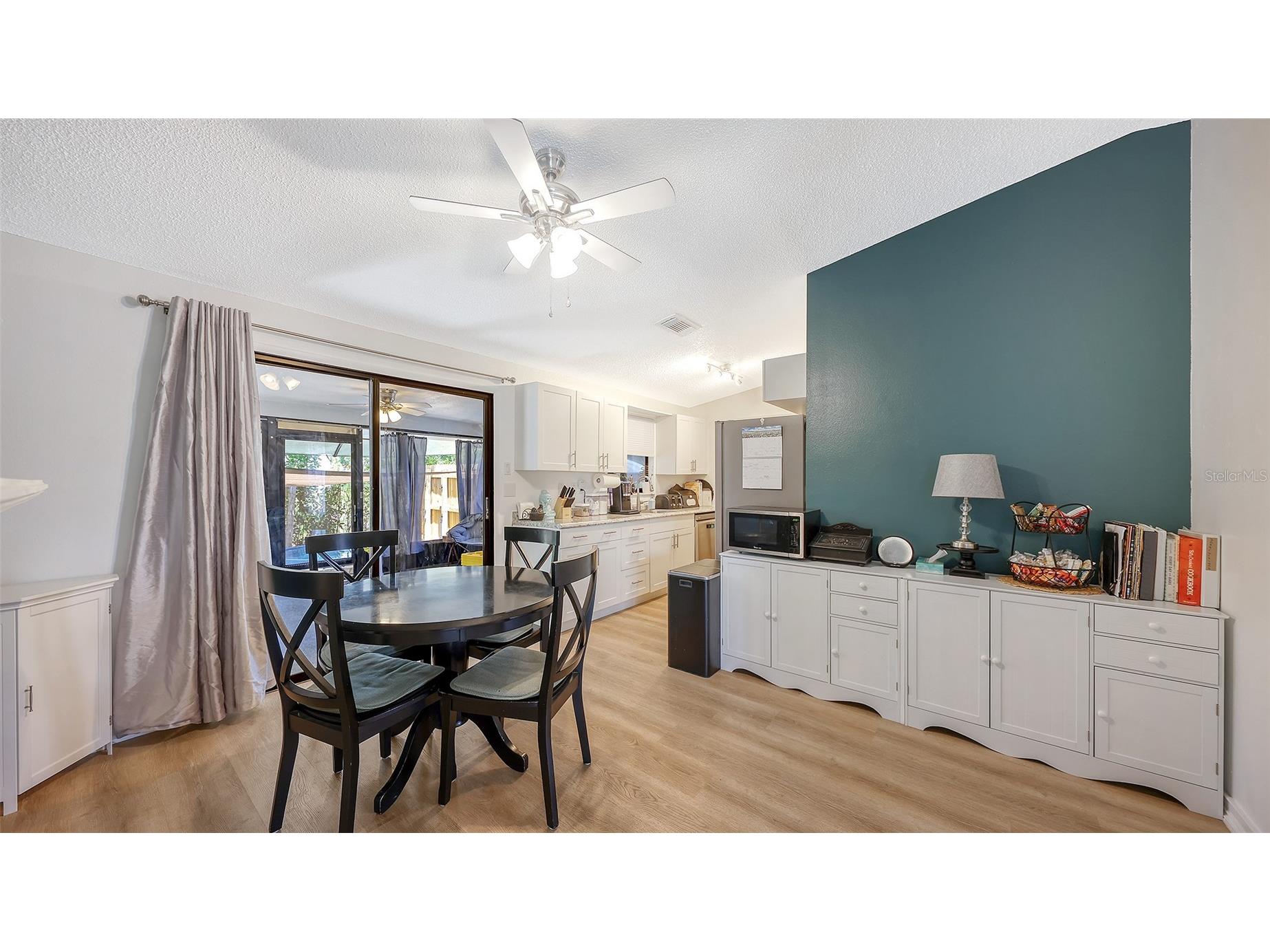 2243 Lockwood Meadows Drive Sarasota FL 34234 A4690489 image7