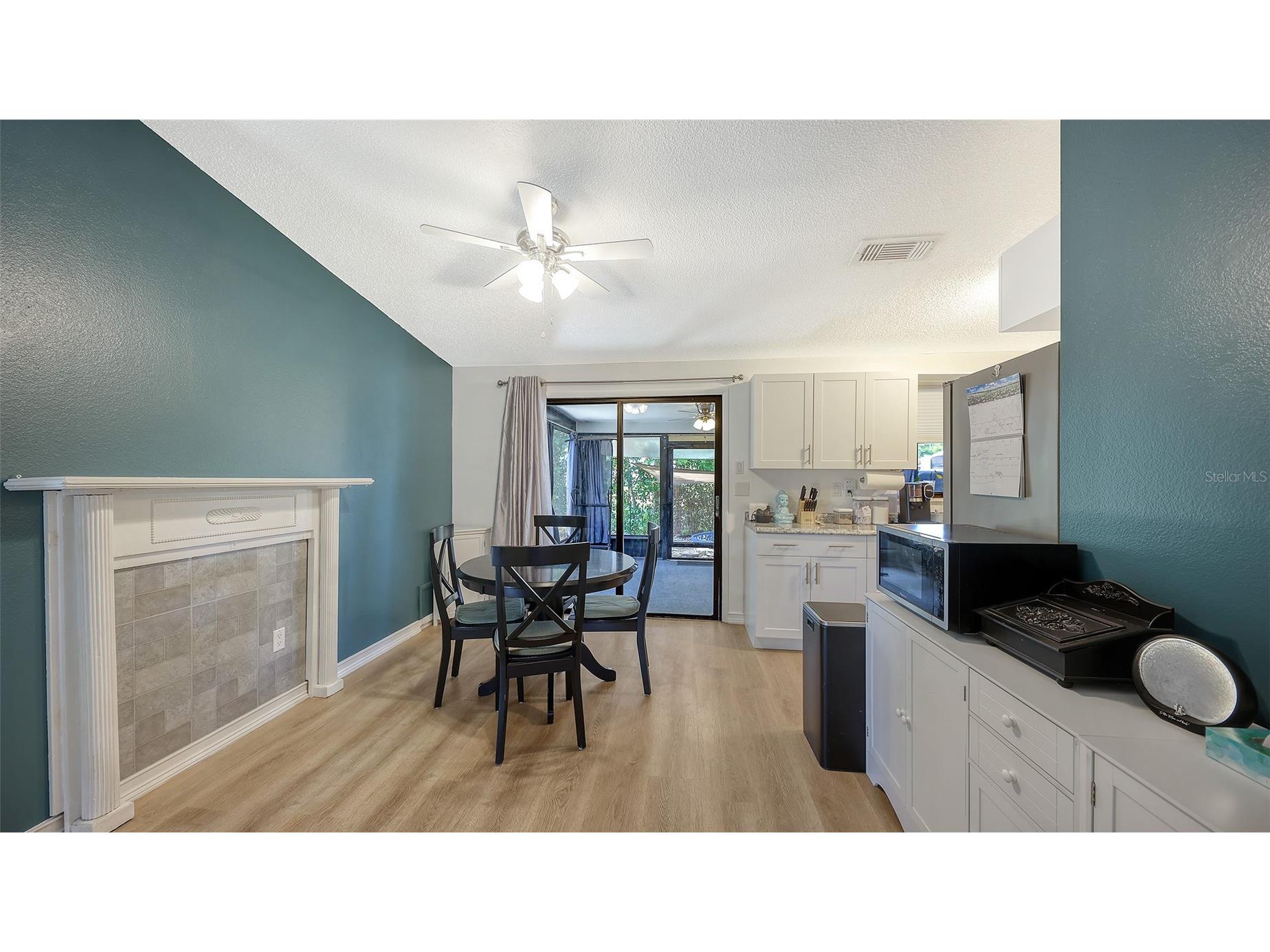 2243 Lockwood Meadows Drive Sarasota FL 34234 A4690489 image8