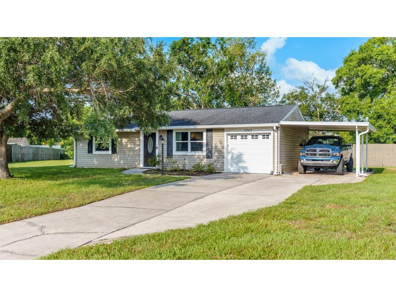 2243 Lockwood Meadows Street Sarasota FL 34234 A4574722 image1