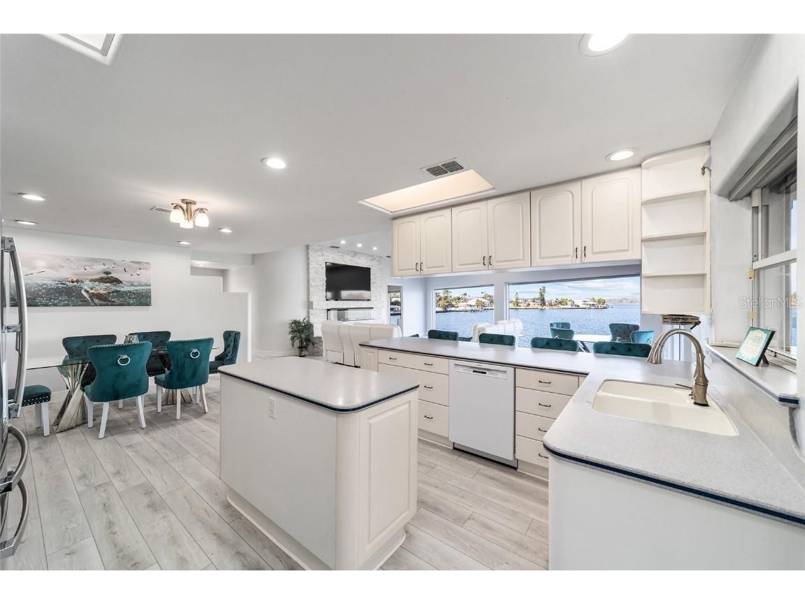 2243 N Kings Cove Point Crystal River FL 34429 - CRYSAL RIVER OM697332 image28