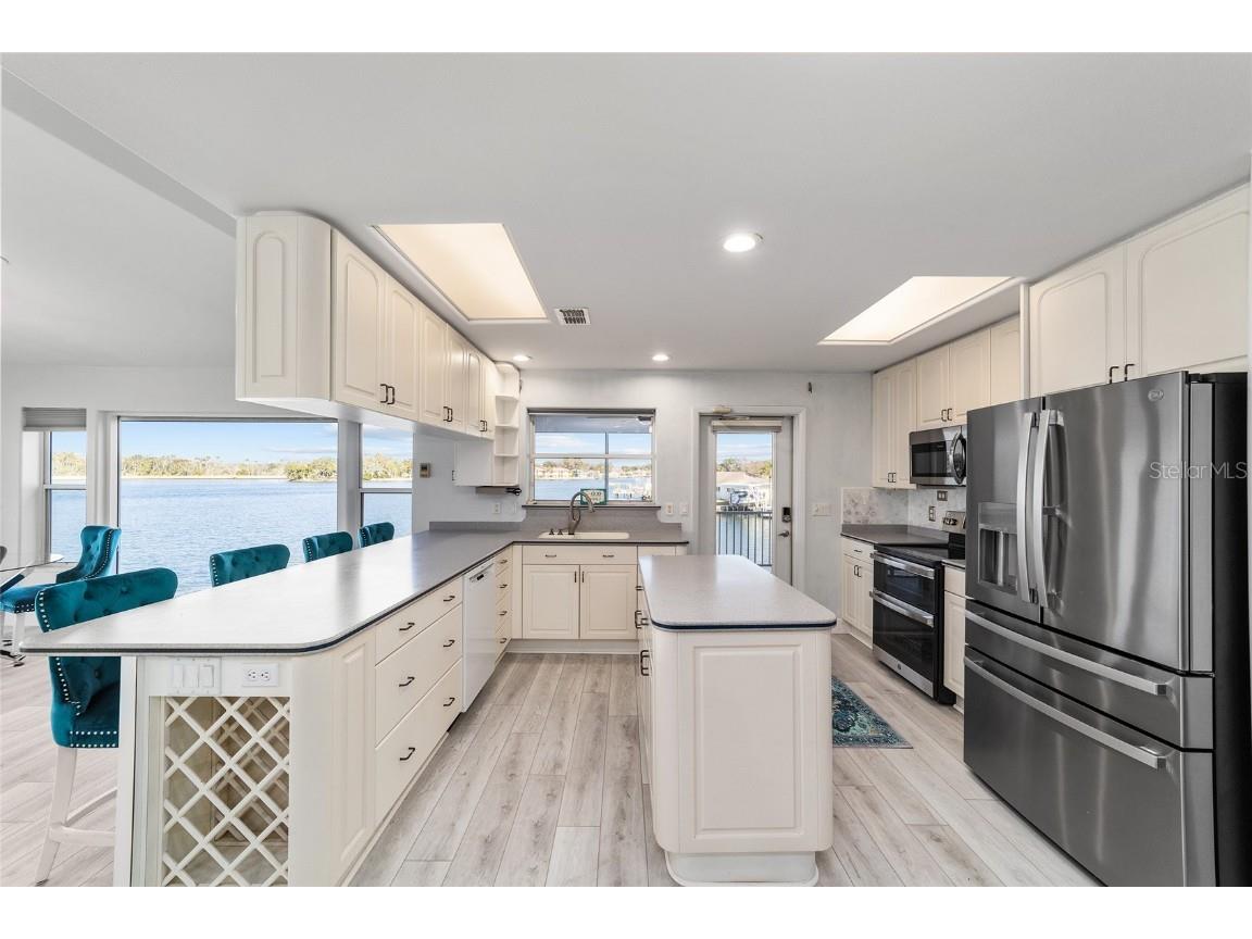 2243 N Kings Cove Point Crystal River FL 34429 - CRYSAL RIVER OM697332 image30