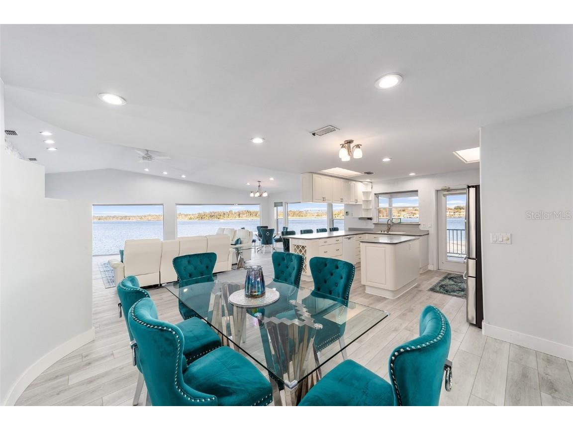 2243 N Kings Cove Point Crystal River FL 34429 - CRYSAL RIVER OM697332 image37