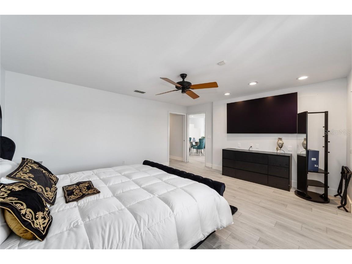 2243 N Kings Cove Point Crystal River FL 34429 - CRYSAL RIVER OM697332 image45