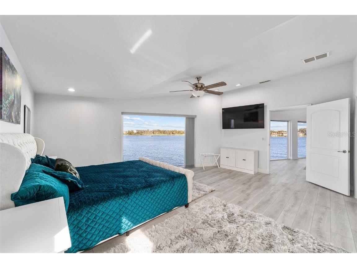 2243 N Kings Cove Point Crystal River FL 34429 - CRYSAL RIVER OM697332 image6