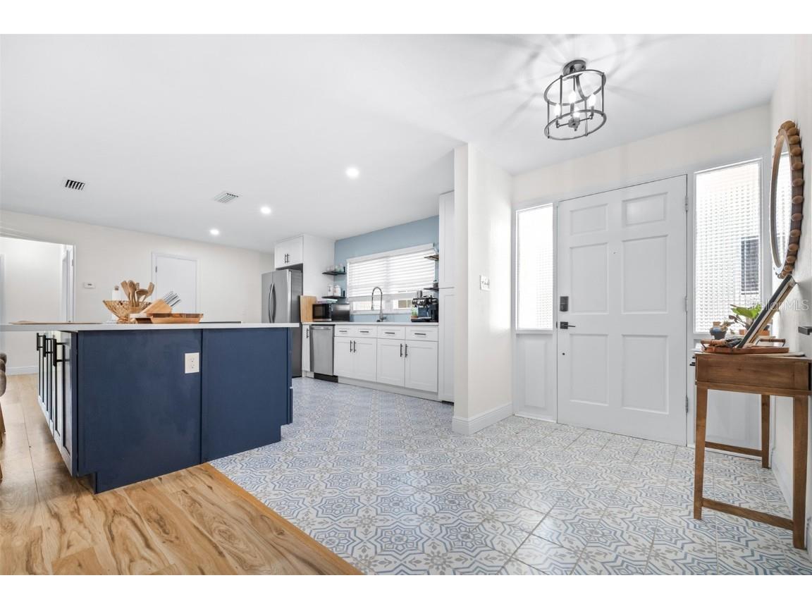 2244 Glenmoor Road N Clearwater FL 33764 TB8439889 image5