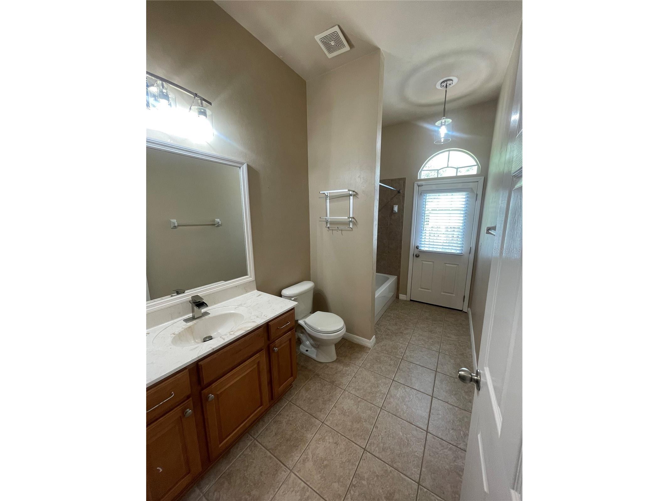 2244 NW 101st Street Gainesville FL 32606 TB8482329 image18