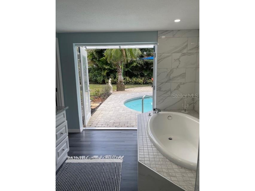 2244 Palm Terrace Sarasota FL 34231 A4623728 image22