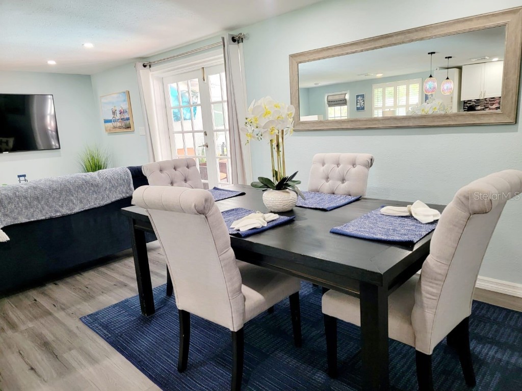 2244 Palm Terrace Sarasota FL 34231 A4623728 image7