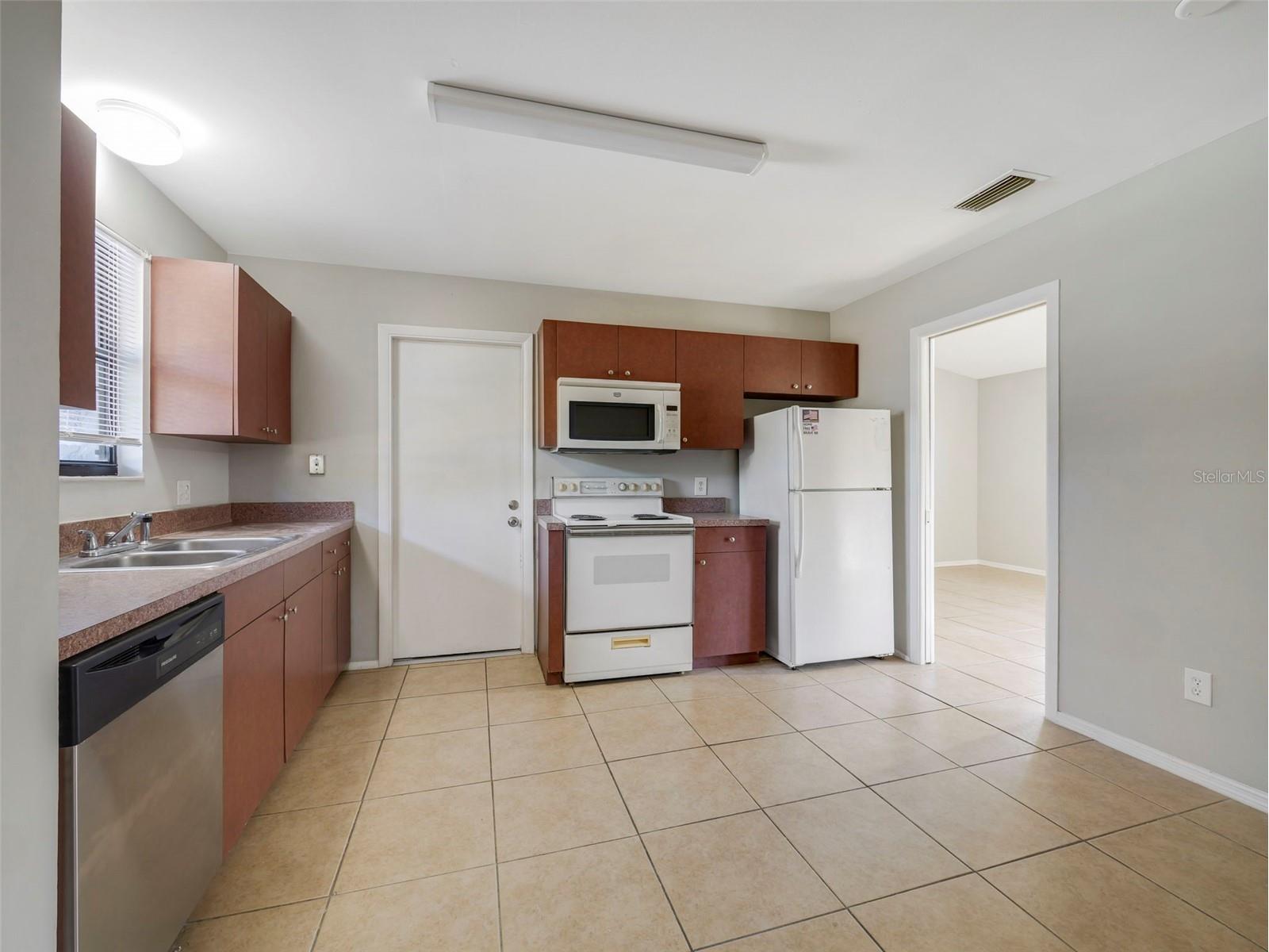 2244 Sunny View Drive Oviedo FL 32765 O6381181 image4