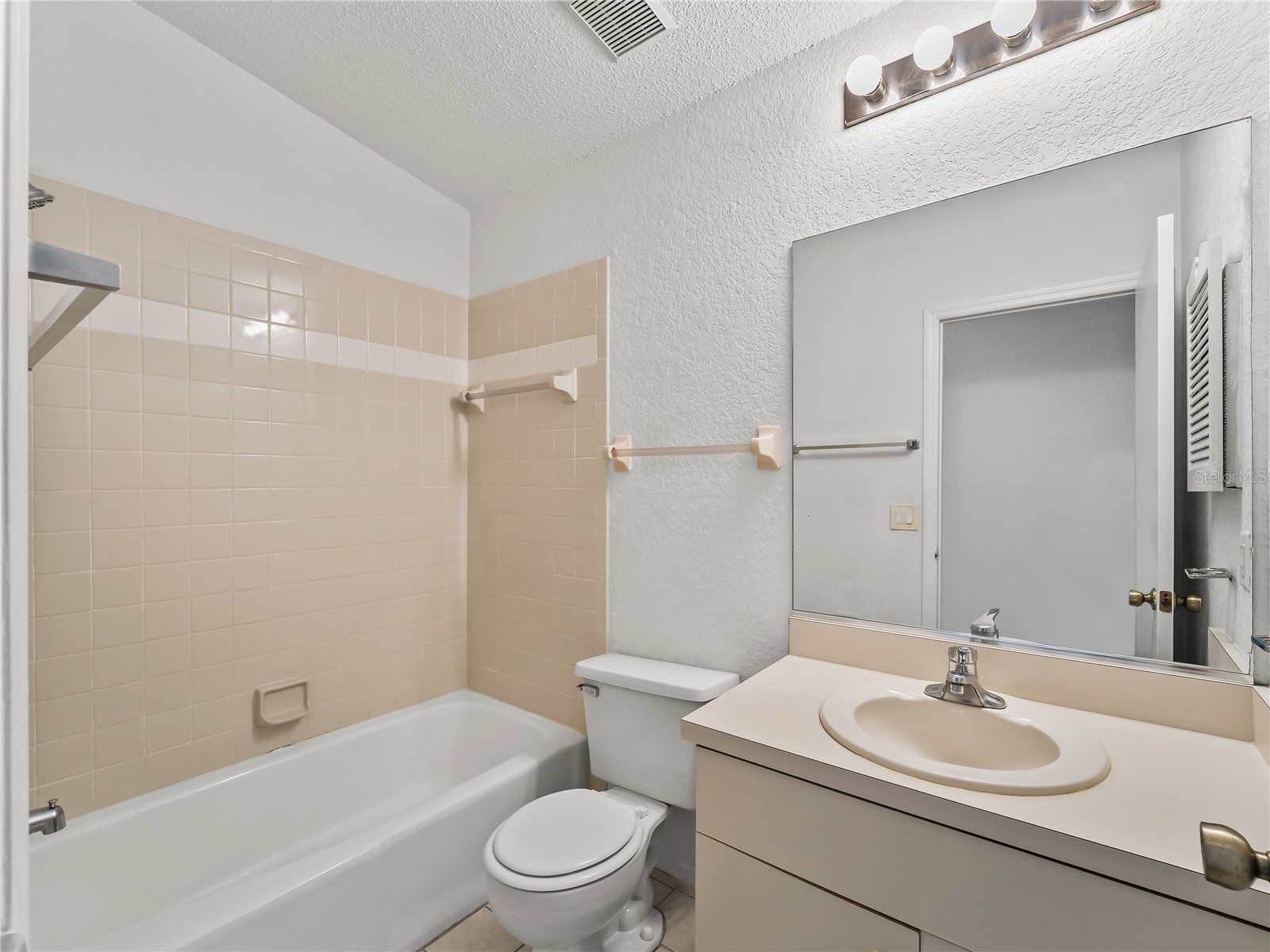 22441 Westchester Boulevard #1500F Punta Gorda FL 33980 C7528111 image17