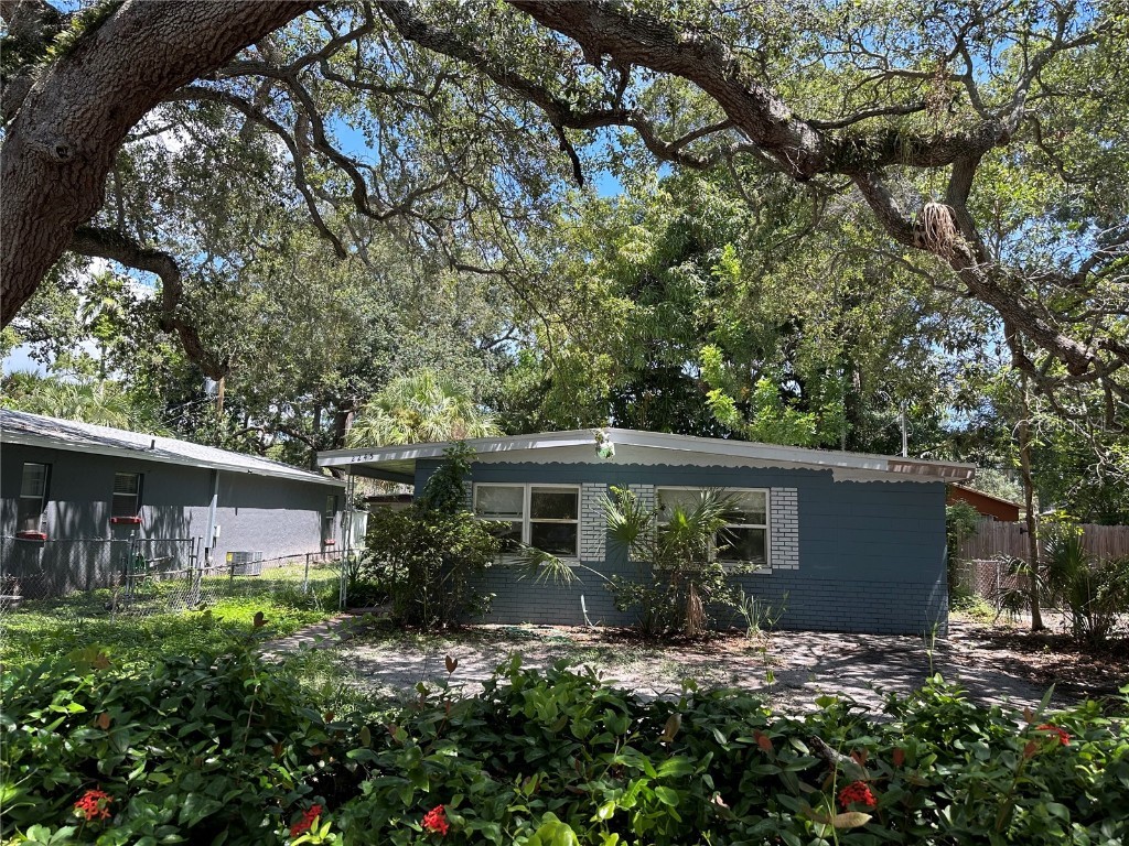 2245 17th Avenue S Saint Petersburg FL 33712 U8207844 image1