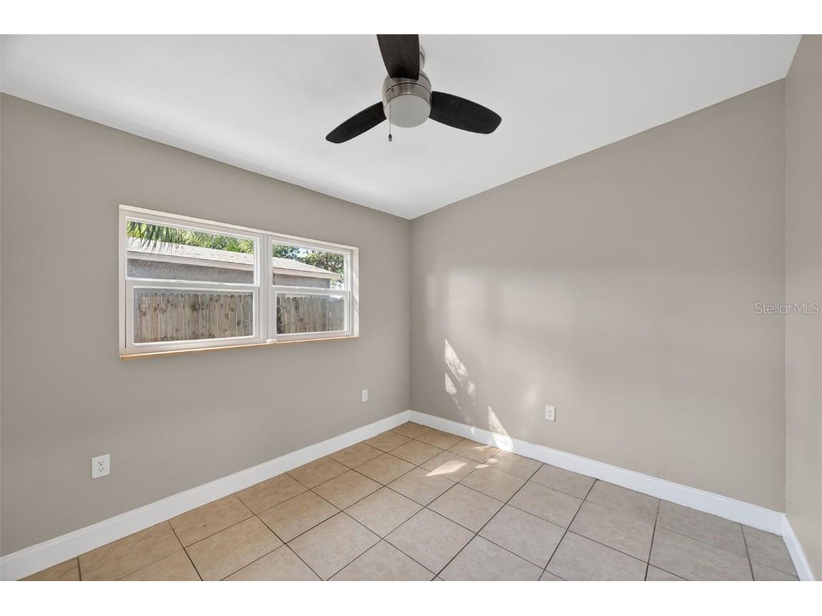 2245 17th Avenue S Saint Petersburg FL 33712 TB8427845 image20