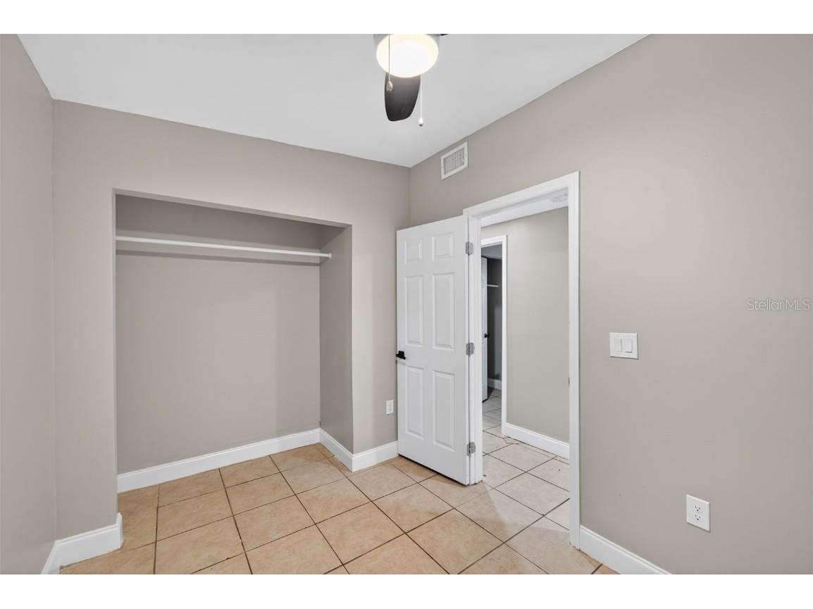 2245 17th Avenue S Saint Petersburg FL 33712 TB8427845 image26