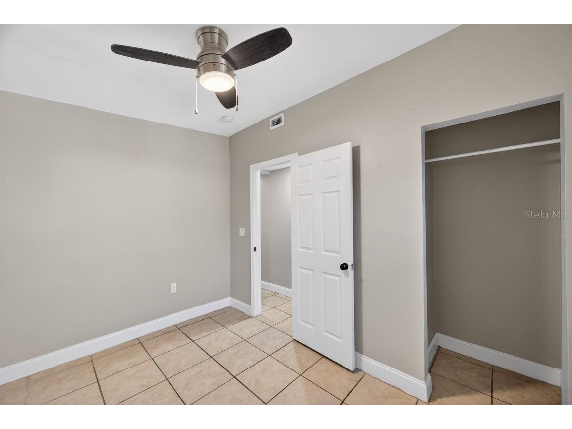 2245 17th Avenue S Saint Petersburg FL 33712 TB8427845 image31