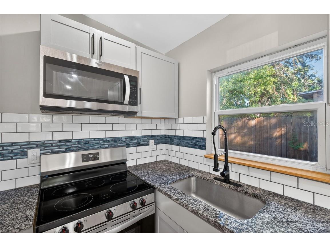 2245 17th Avenue S Saint Petersburg FL 33712 TB8427925 image11