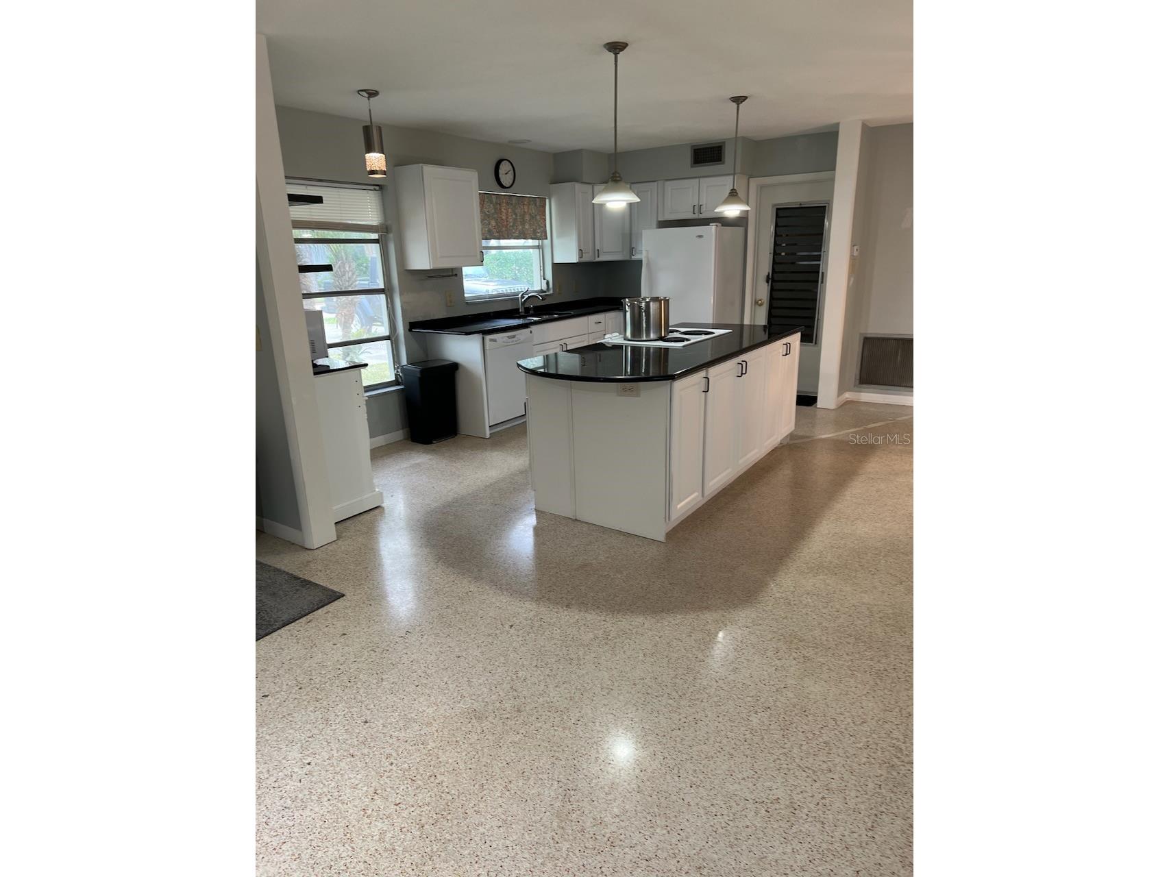 2245 Cedar Drive Dunedin FL 34698 TB8523933 image14
