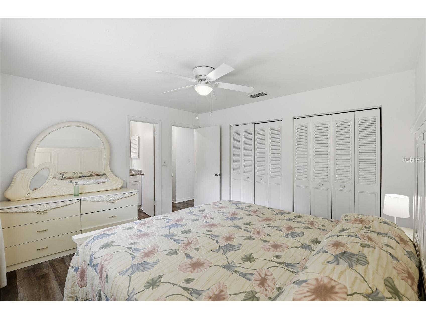2245 NW 37th Place Gainesville FL 32605 GC539692 image16
