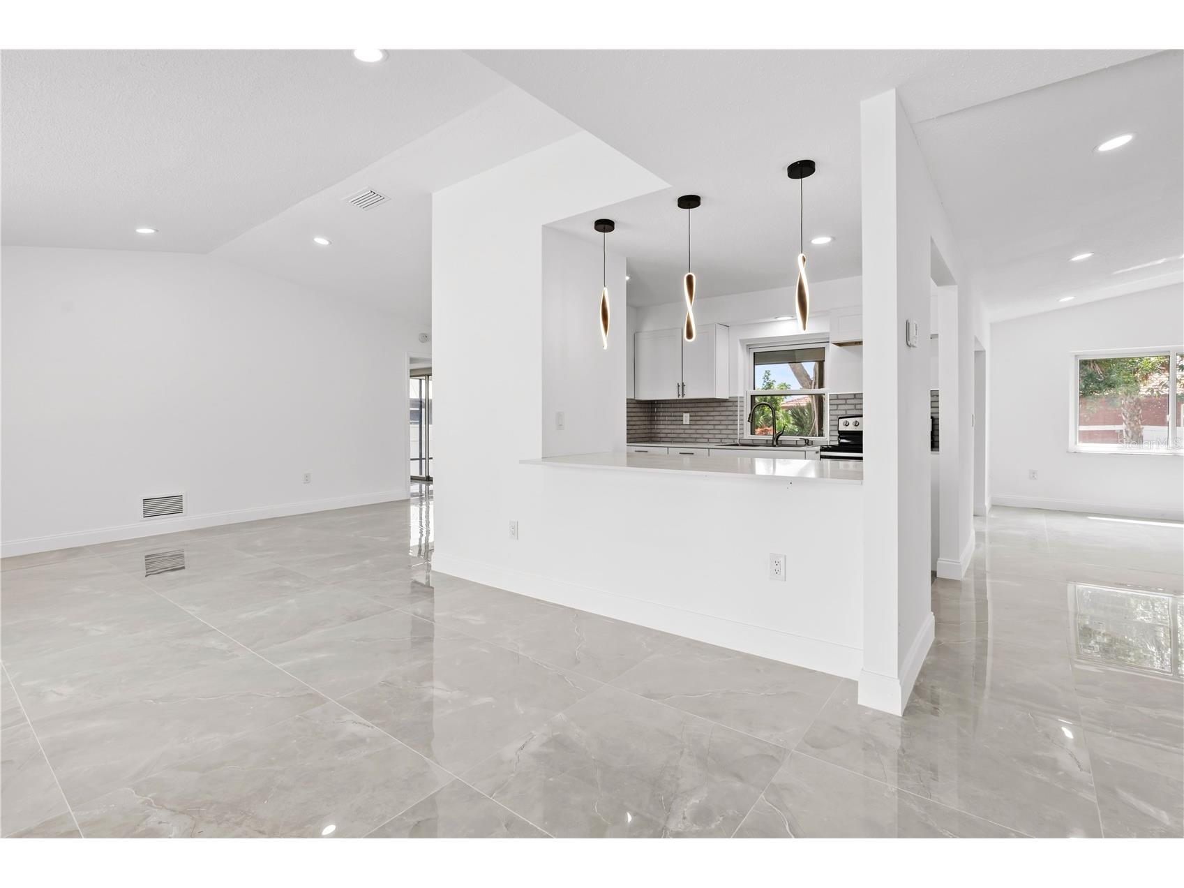 22457 Oceanside Avenue Port Charlotte FL 33952 C7515272 image9